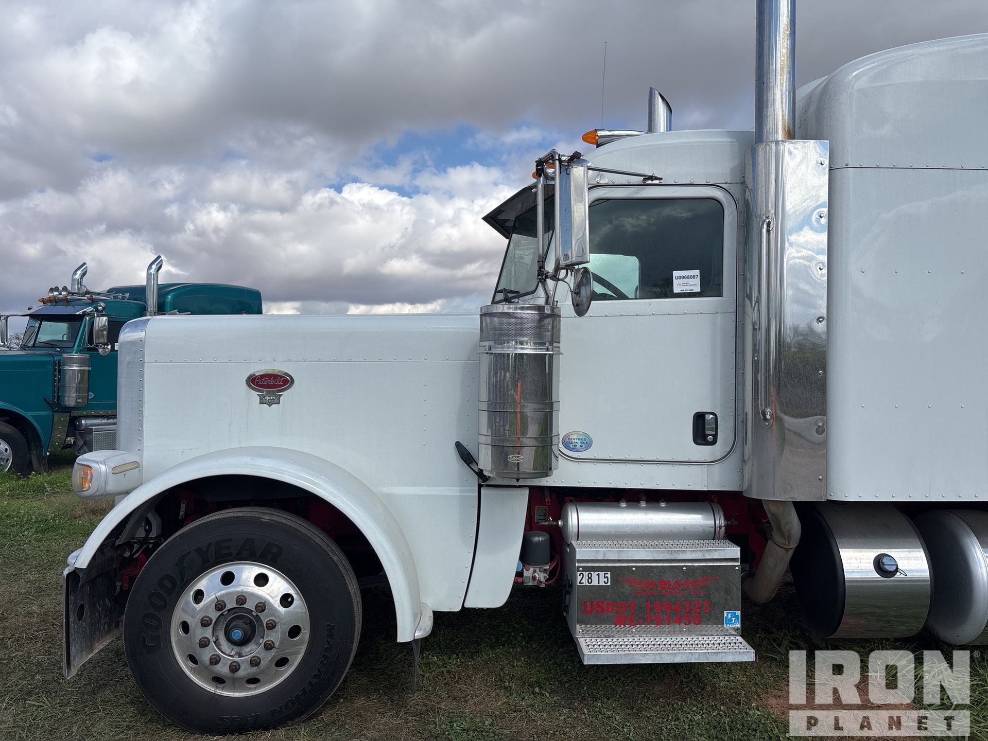 2014 Peterbilt 389