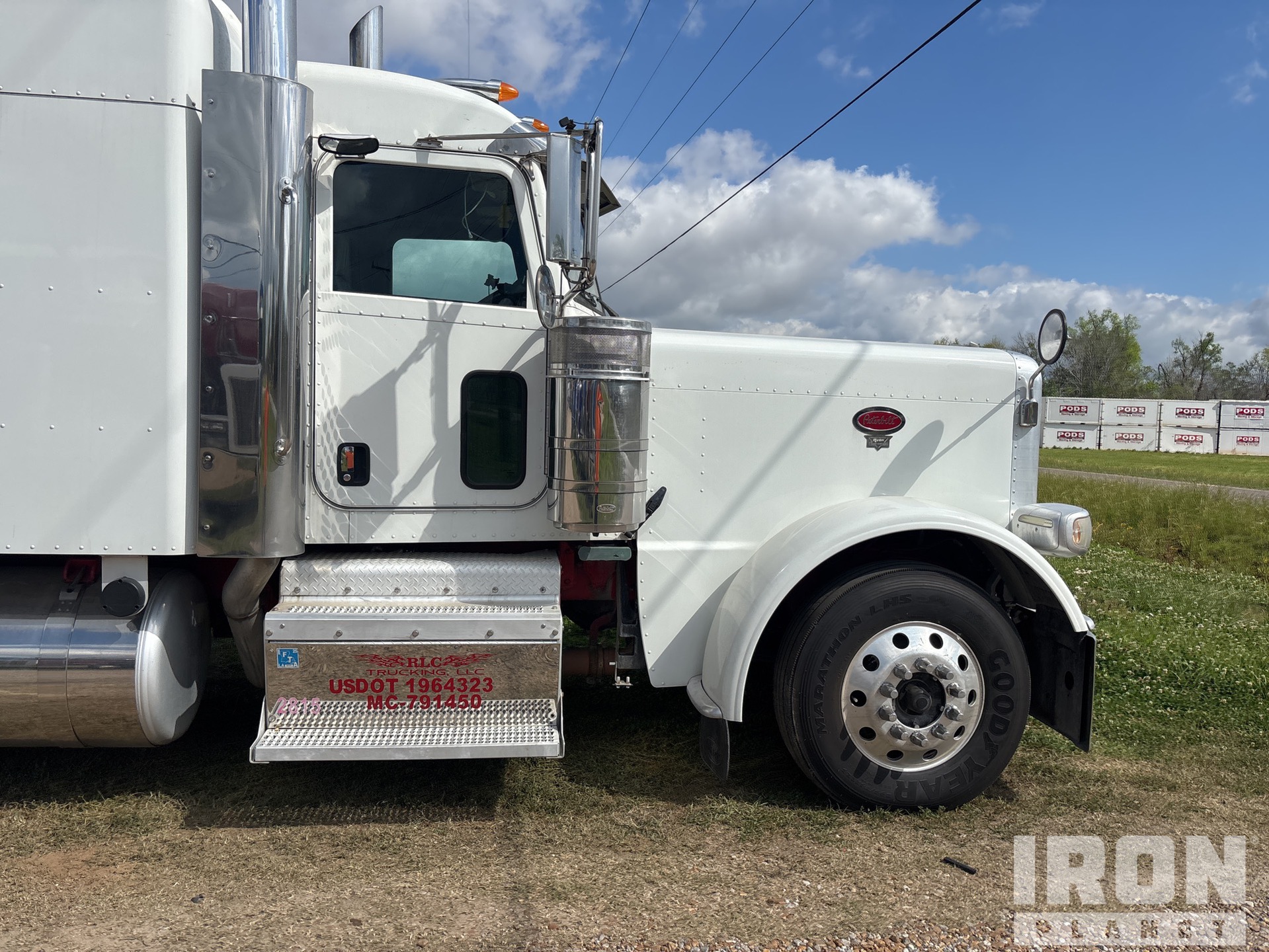 2014 Peterbilt 389