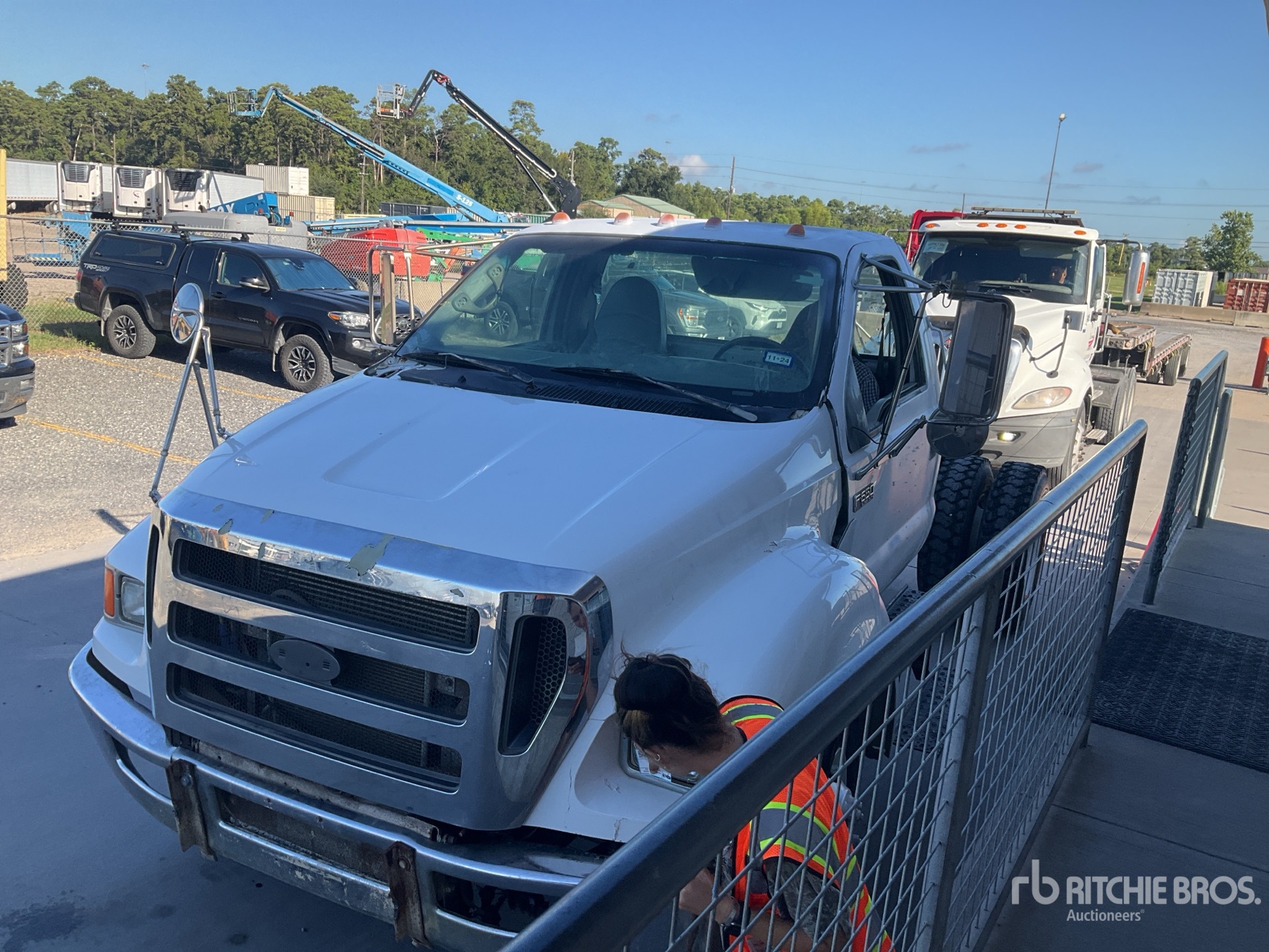 2004 Ford F-650