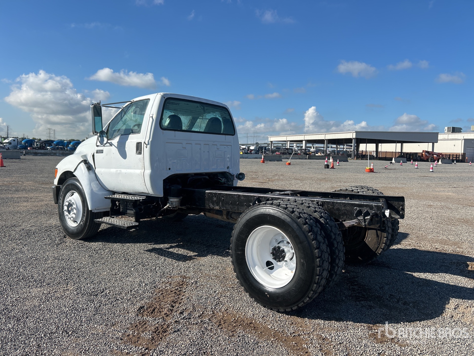 2004 Ford F-650