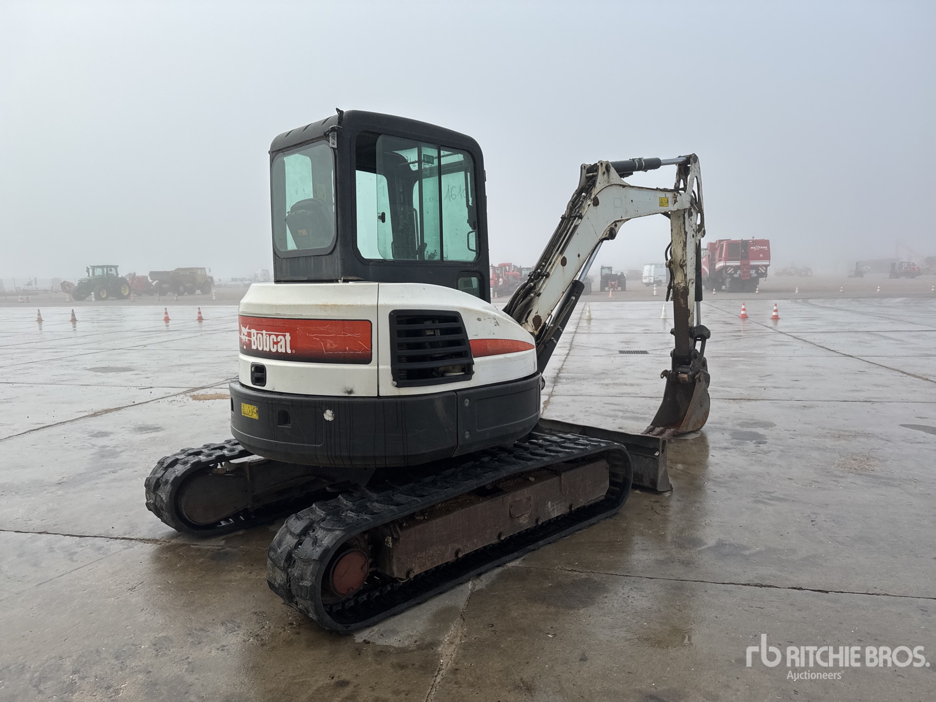 2011 Bobcat E50EM