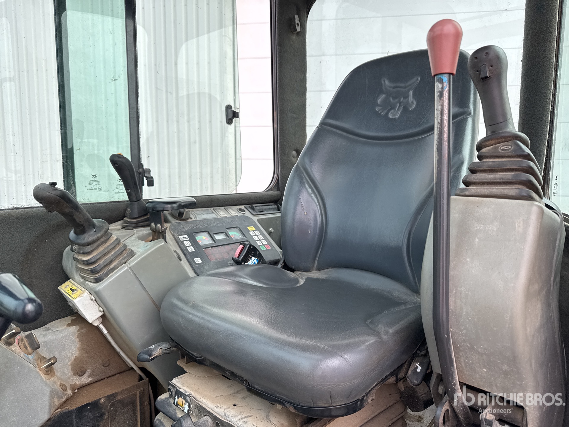 2011 Bobcat E50EM