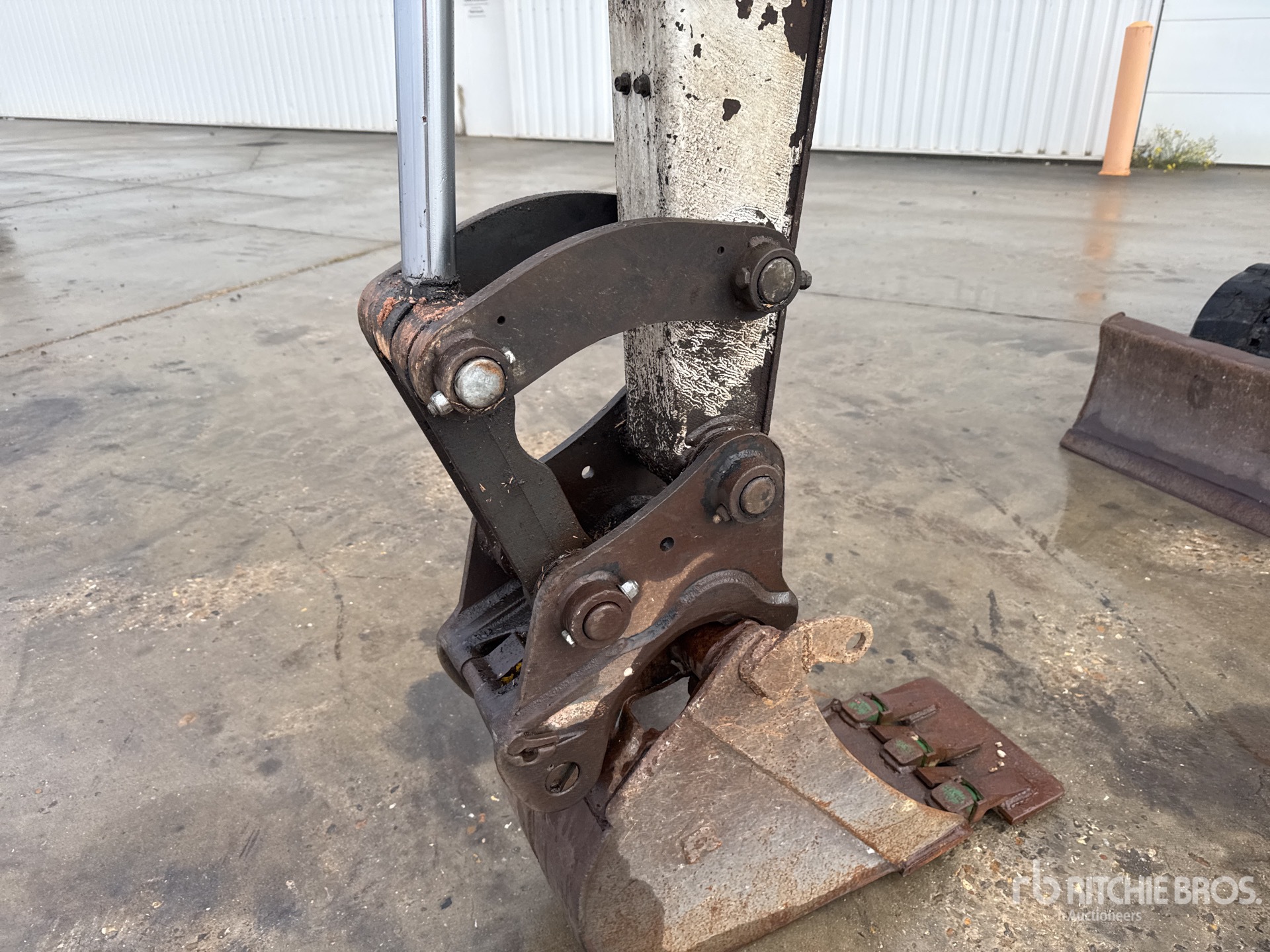 2011 Bobcat E50EM