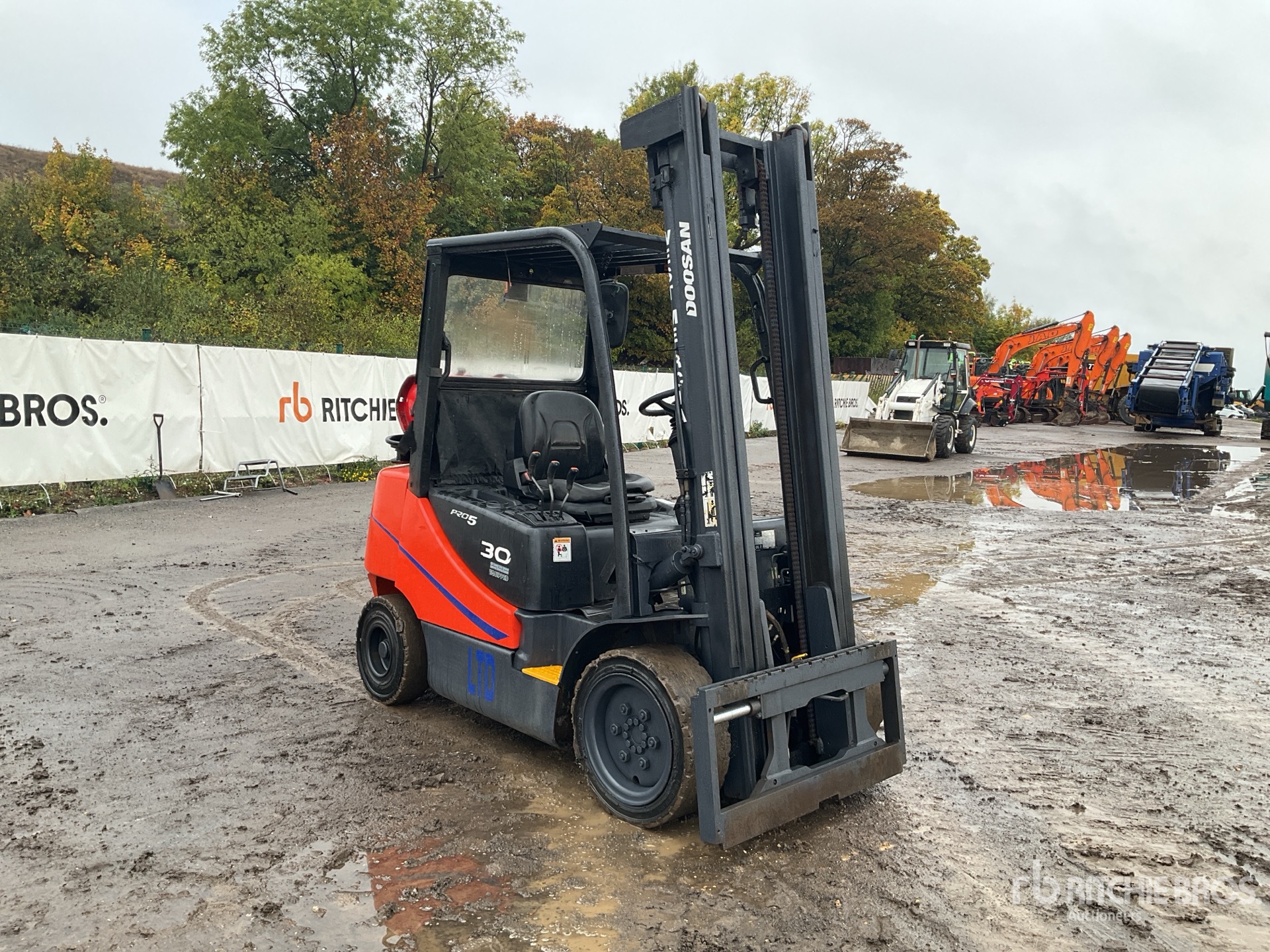 2012 Doosan G30E5