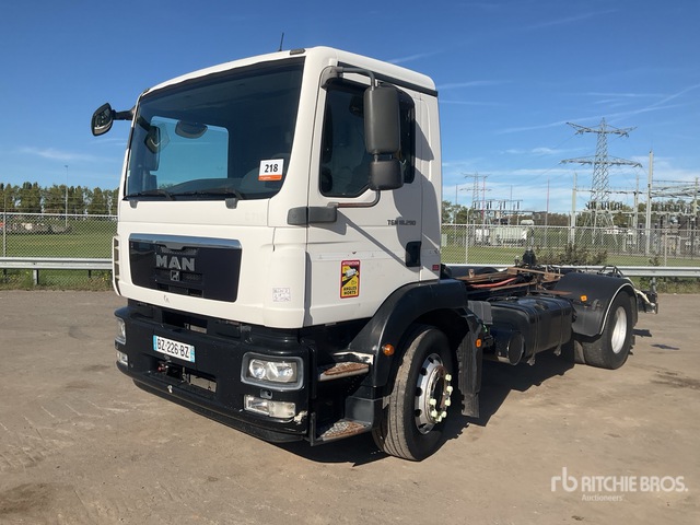 2011 MAN TGM 18.290 Cab and Chassis