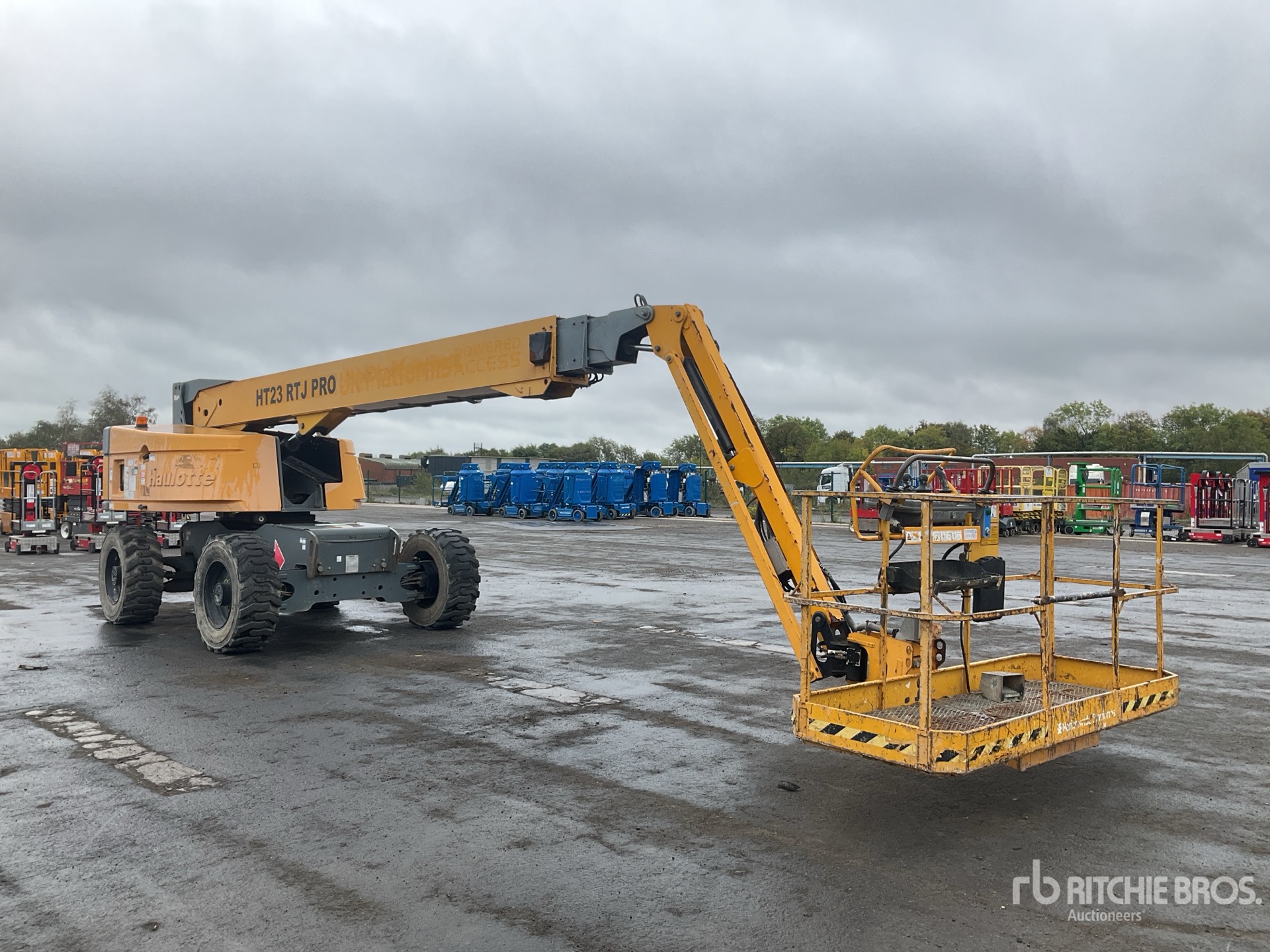 2016 Haulotte HT23RT J