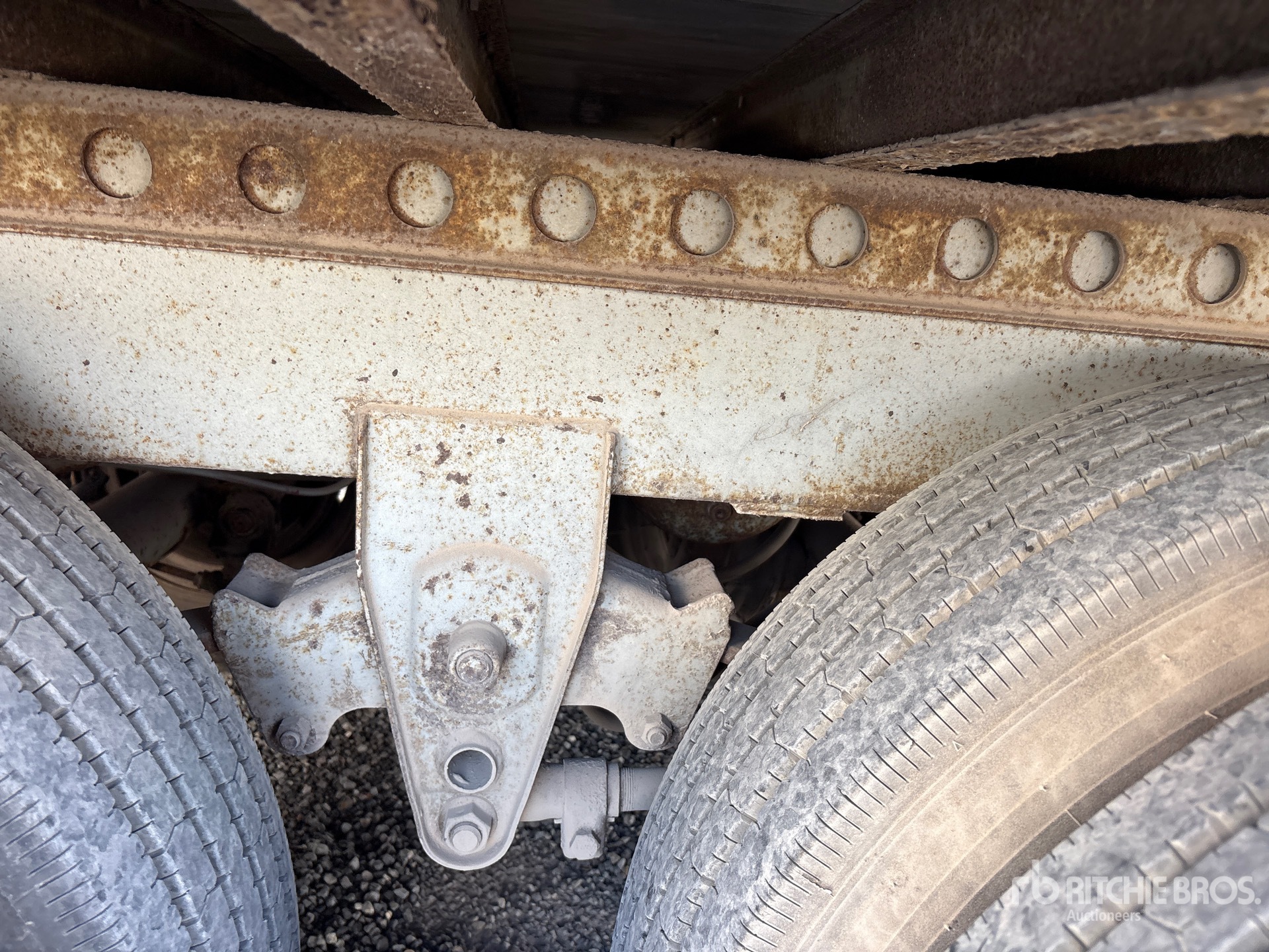 1995 Trailmobile 53 FT X 102 IN T/A TOOL