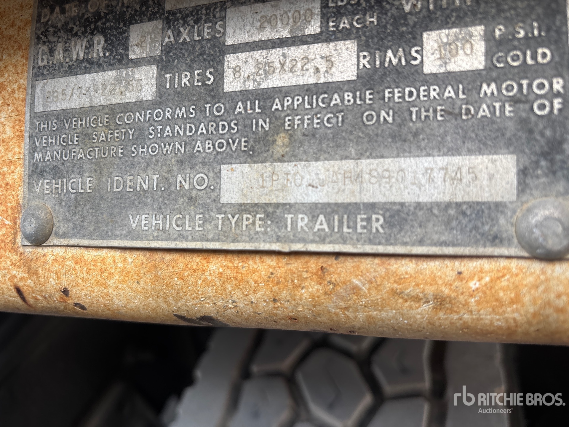 1995 Trailmobile 53 FT X 102 IN T/A TOOL