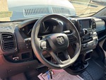 Interior with Commandes d'orientation