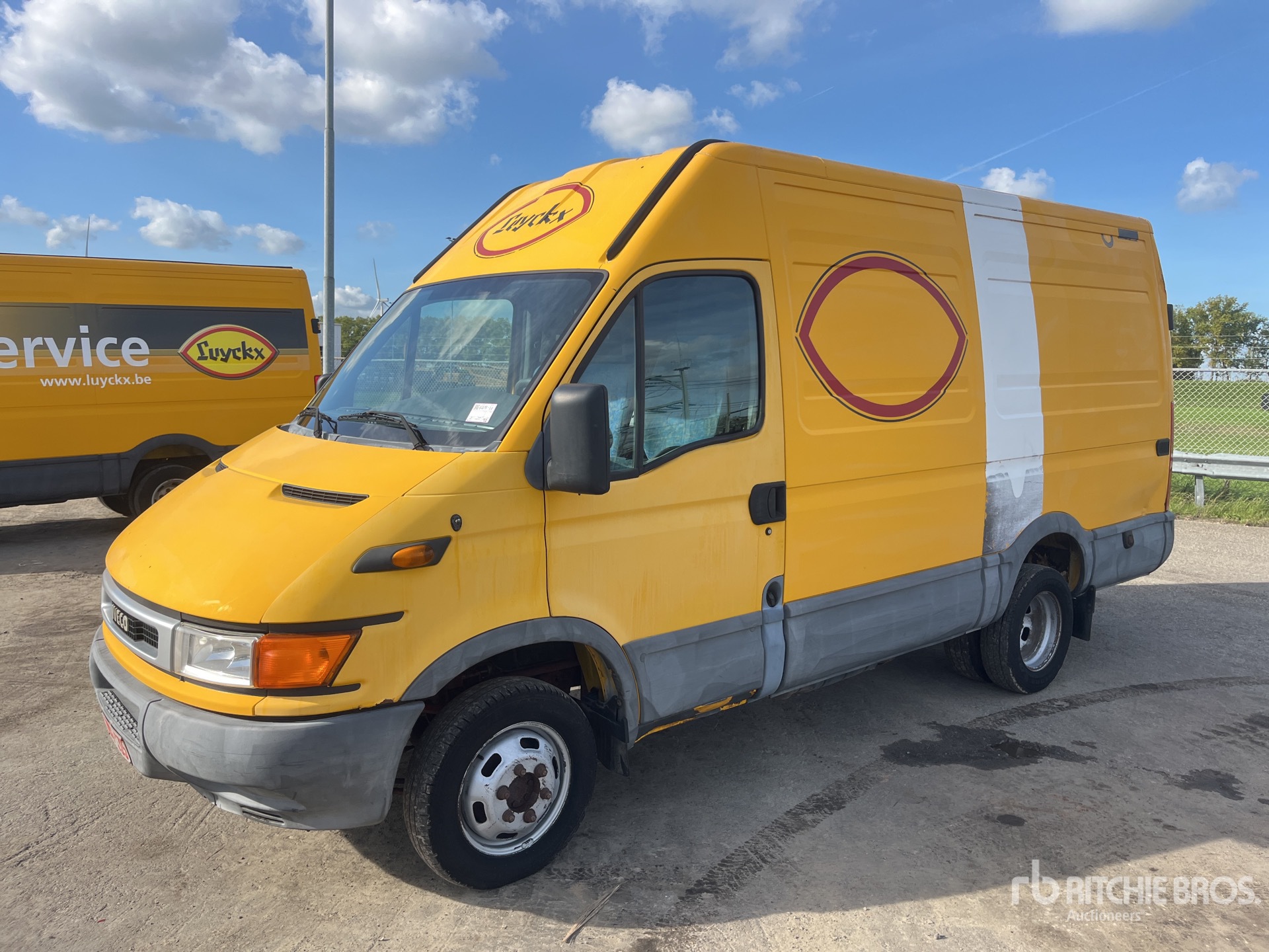 Photo of 2003 Iveco 50C13
