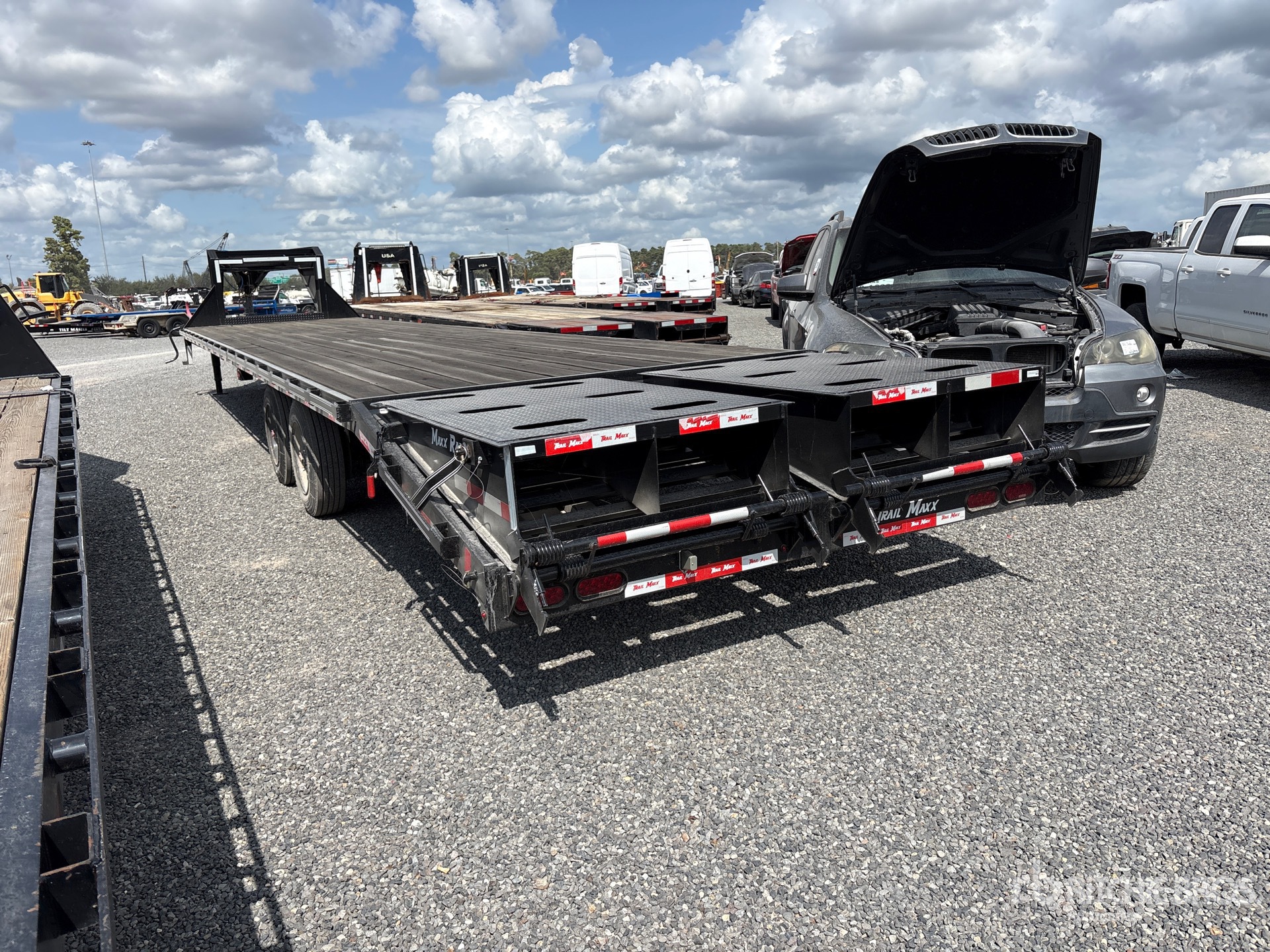 2025 Trailmax 40 FT T/A GOOSENECK
