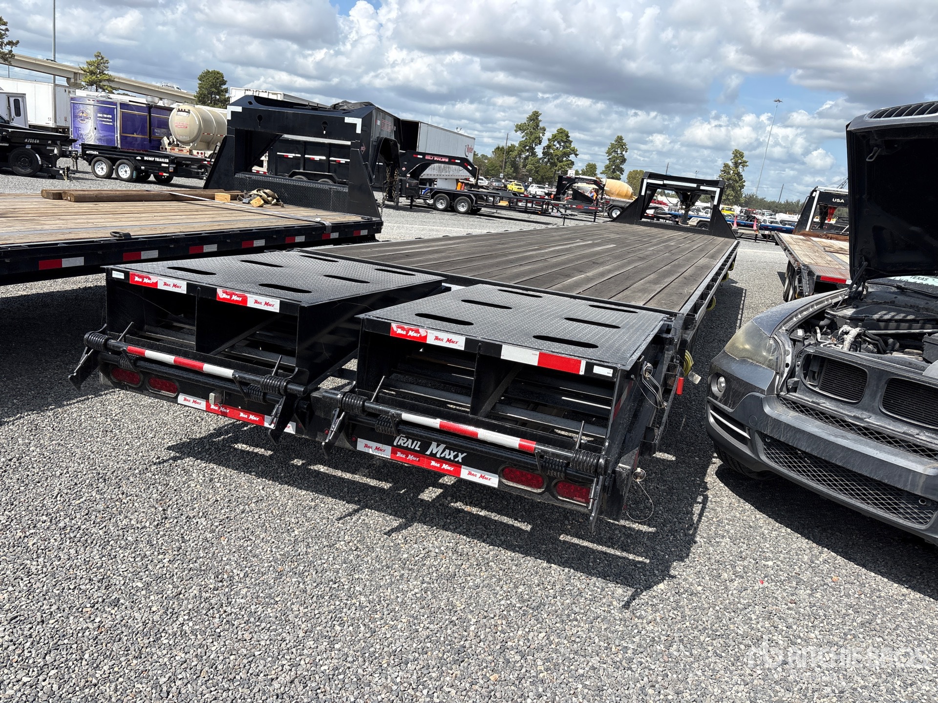 2025 Trailmax 40 FT T/A GOOSENECK
