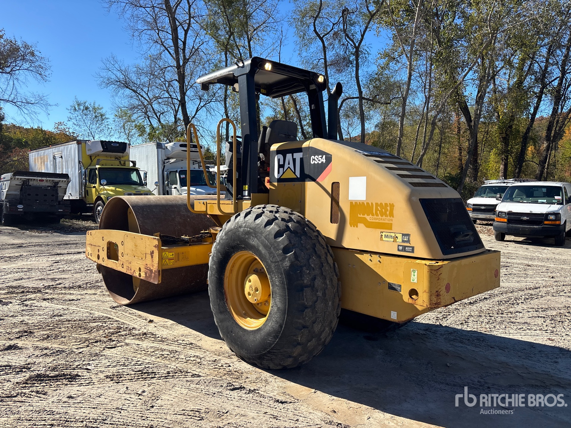 2011 Caterpillar CS-54