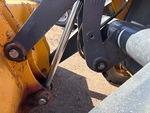 Hydraulics with Bucket Tilt Cylinders