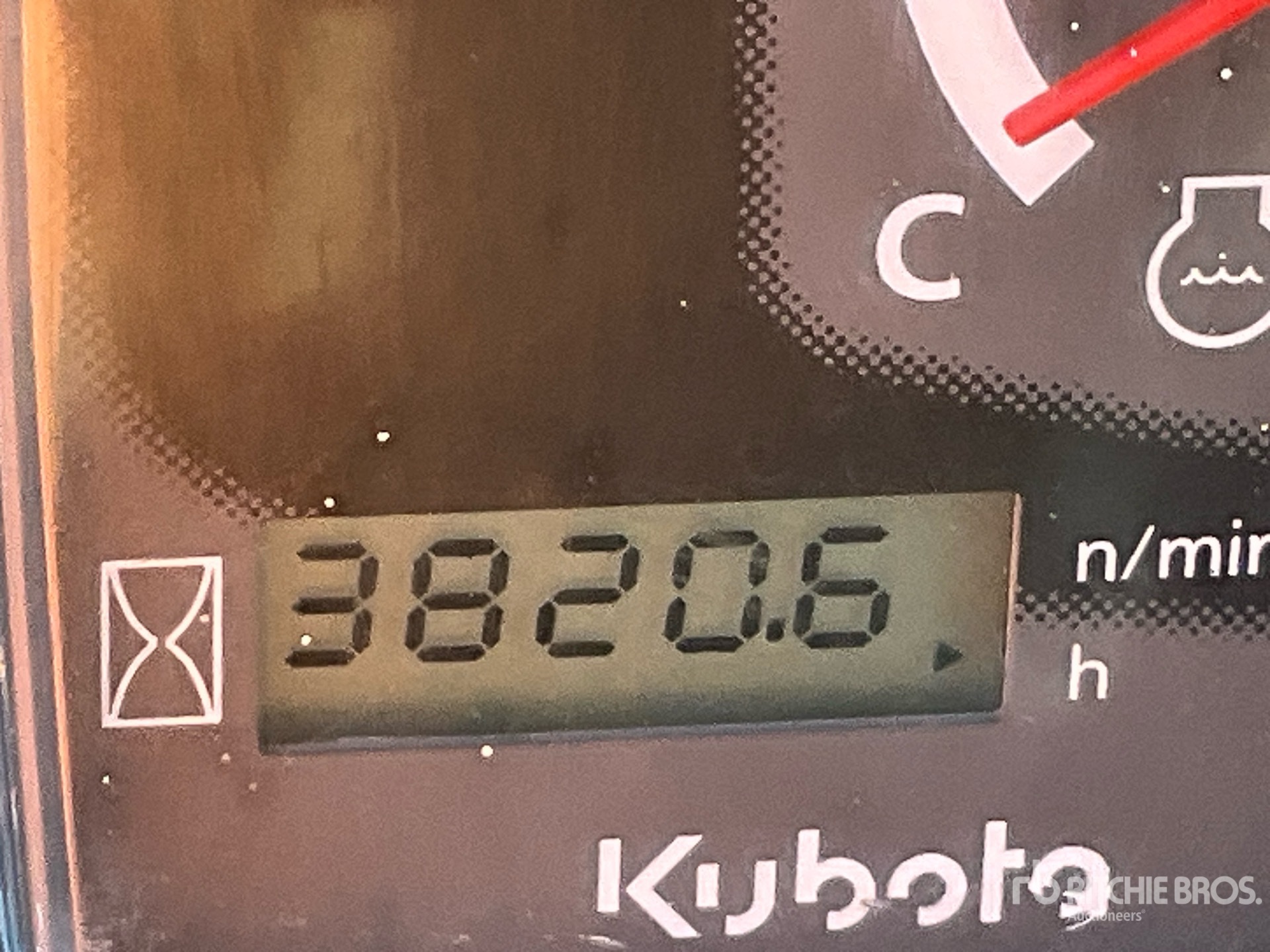 2015 Kubota U27-4