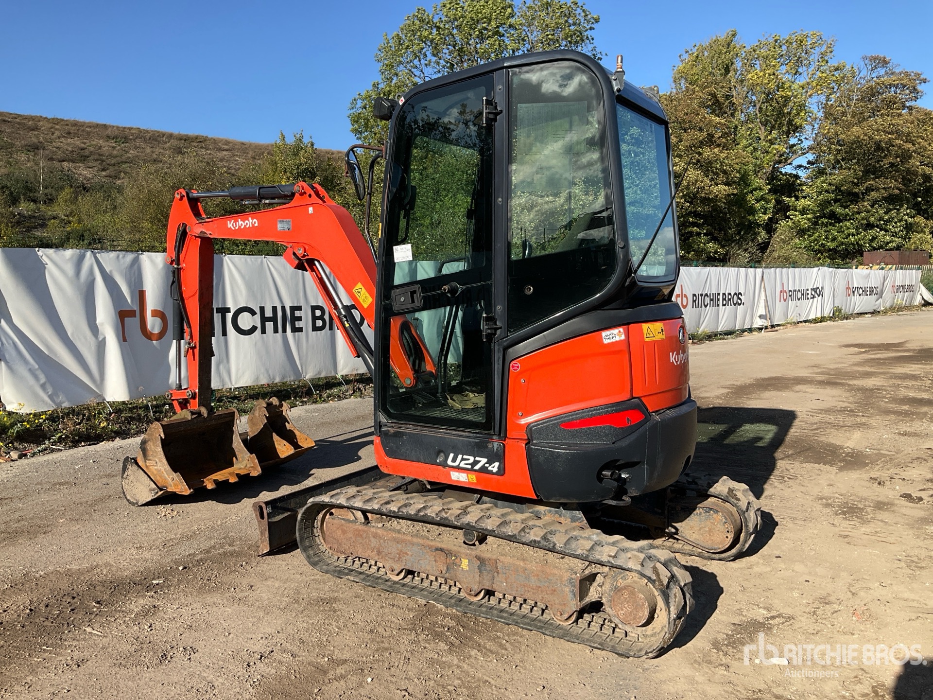 2015 Kubota U27-4