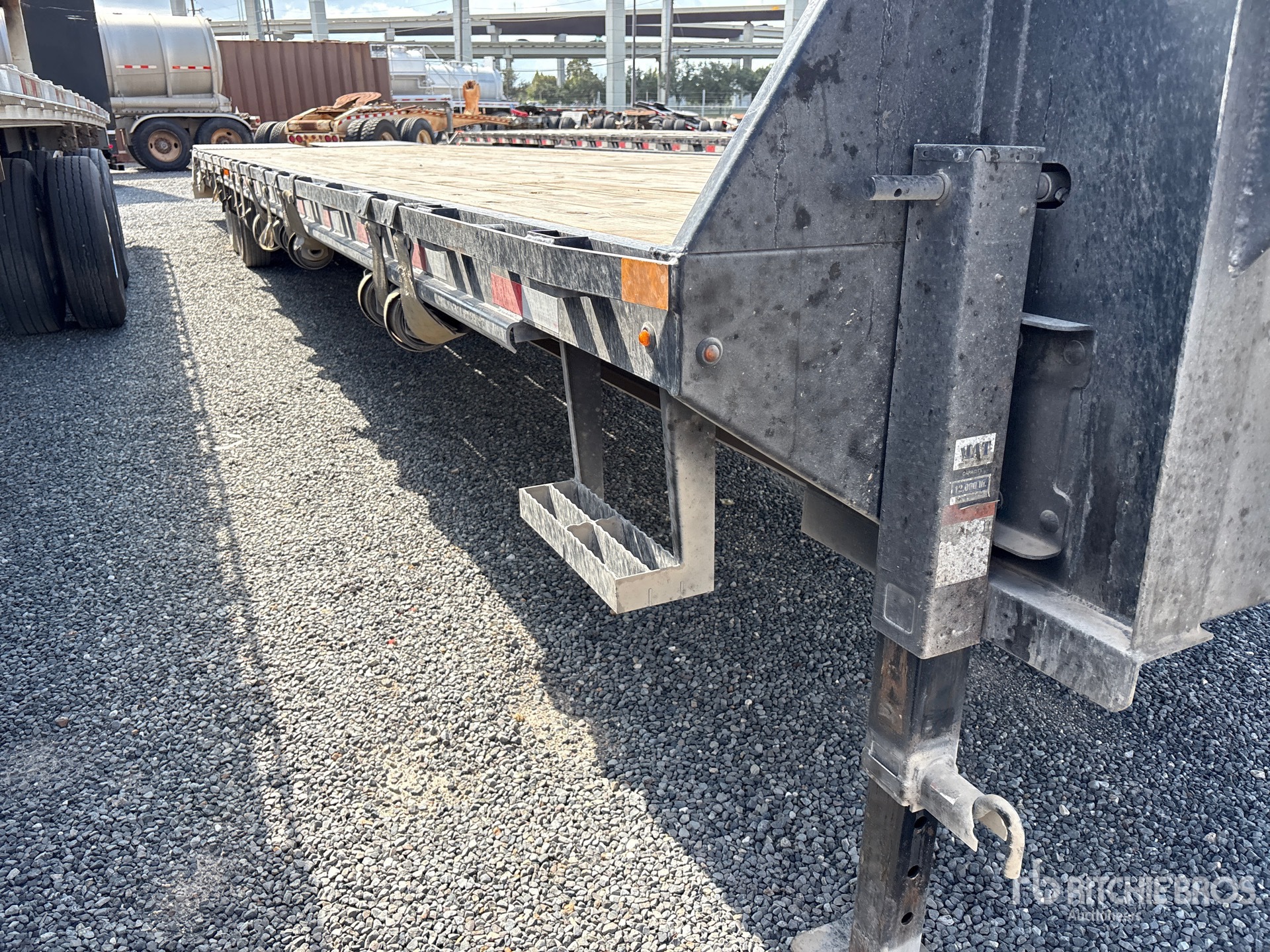 2026 Delco 40 FT T/A GOOSENECK