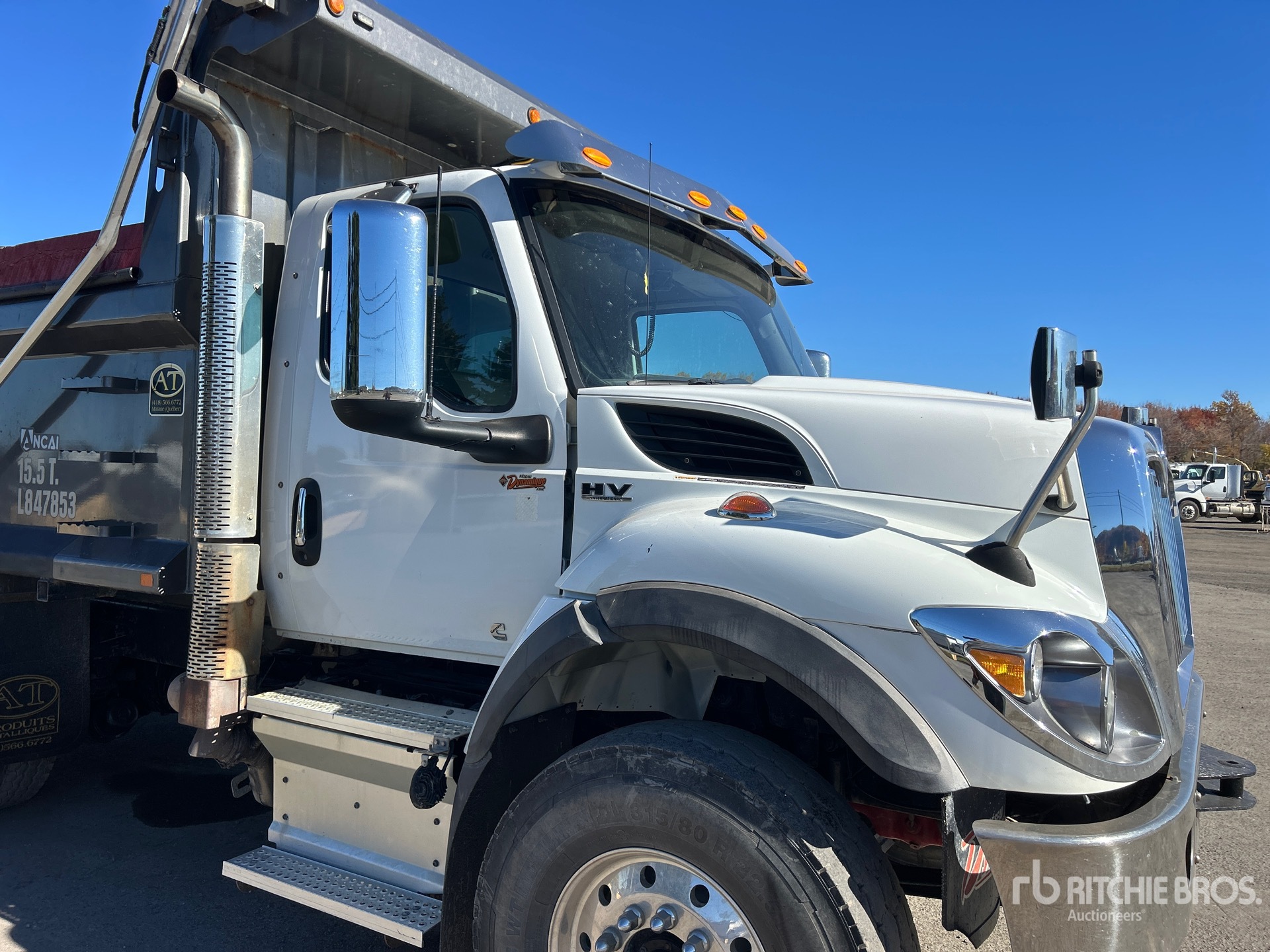 2021 International HV607