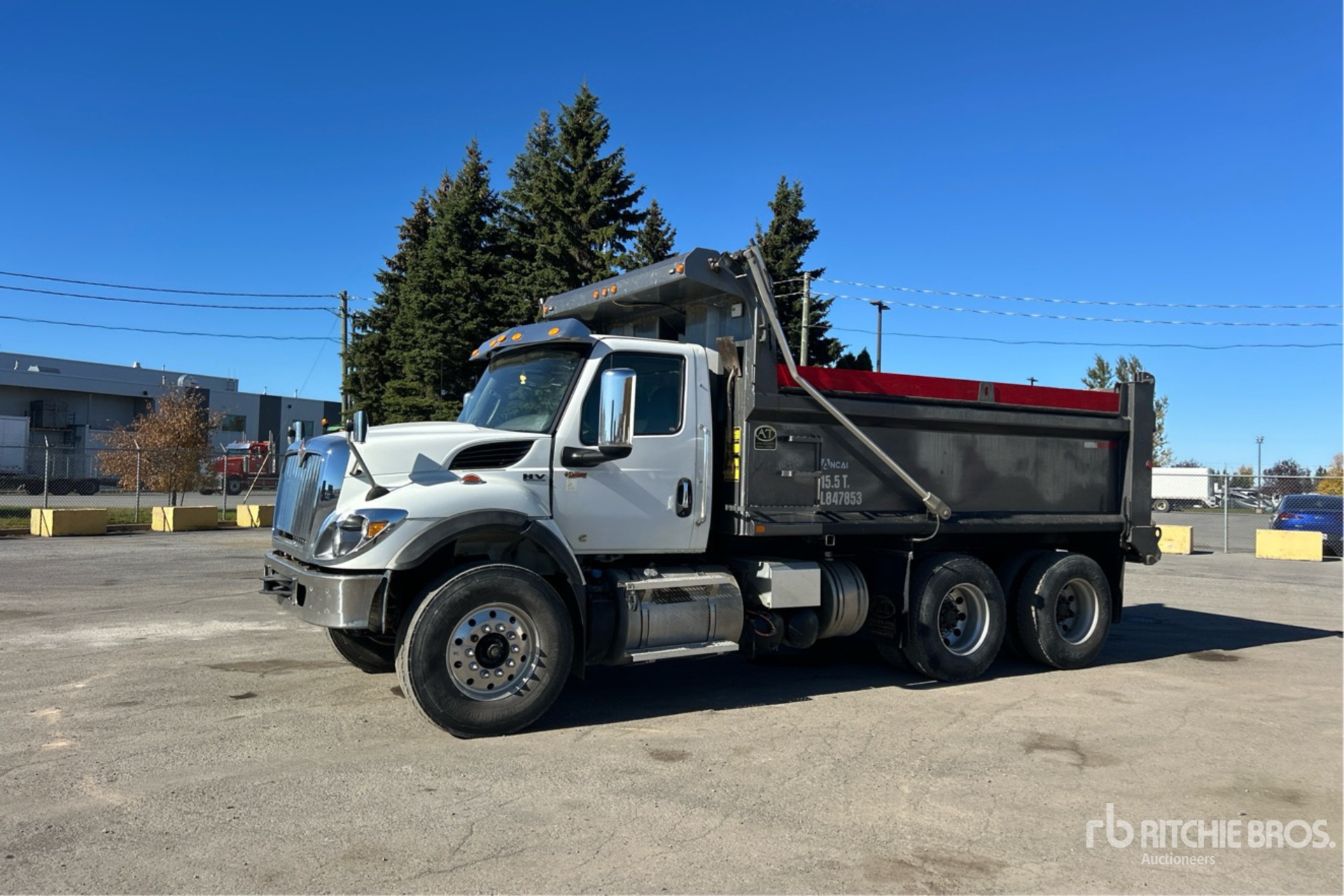 2021 International HV607
