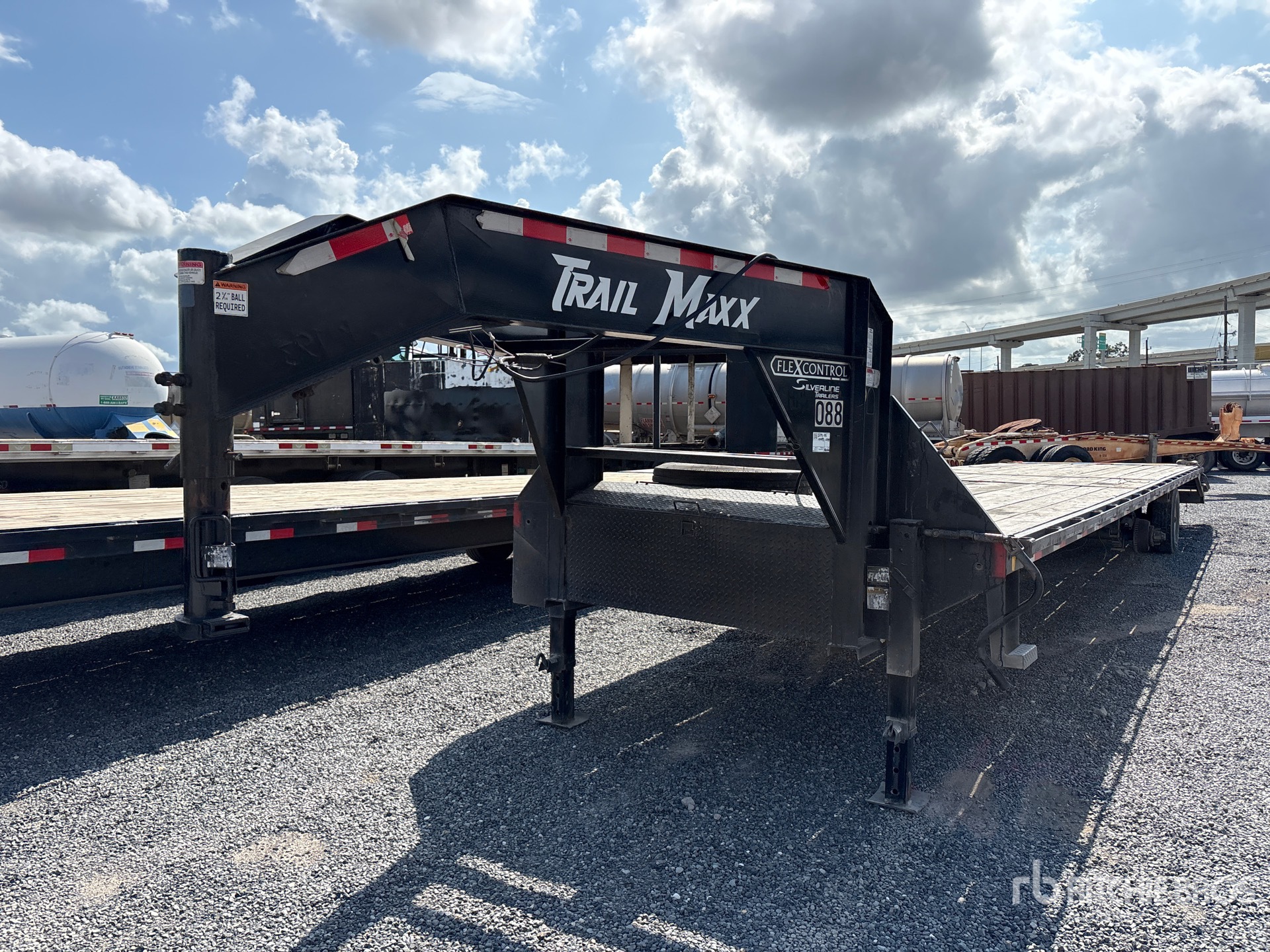 2024 Trailmax MAX210S-40