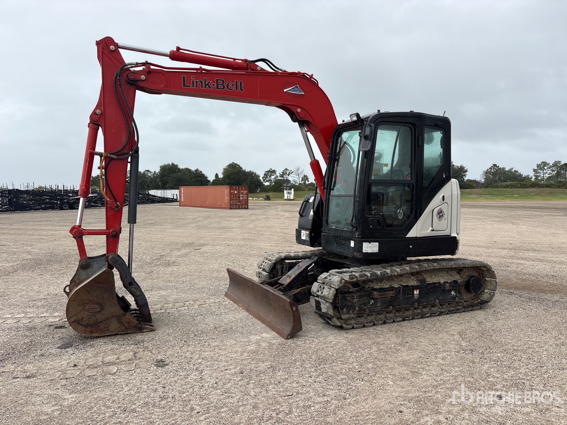 Photo of 2023 Link-Belt 75X3