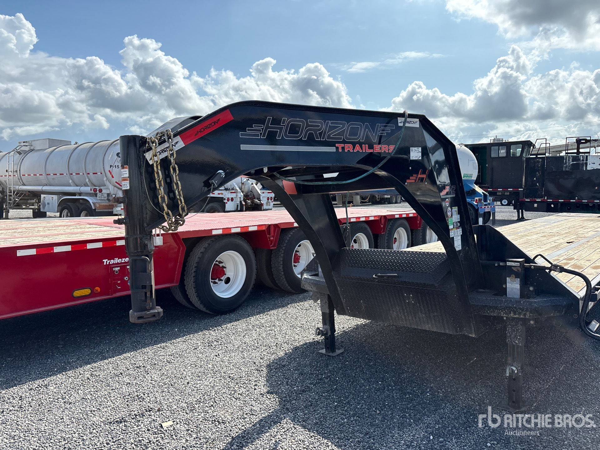 2025 Horizon FHZGN-40'MR