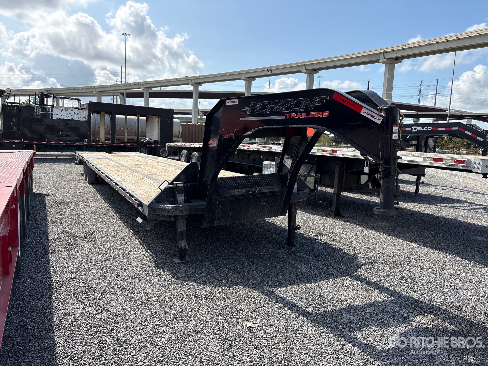 2025 Horizon FHZGN-40'MR