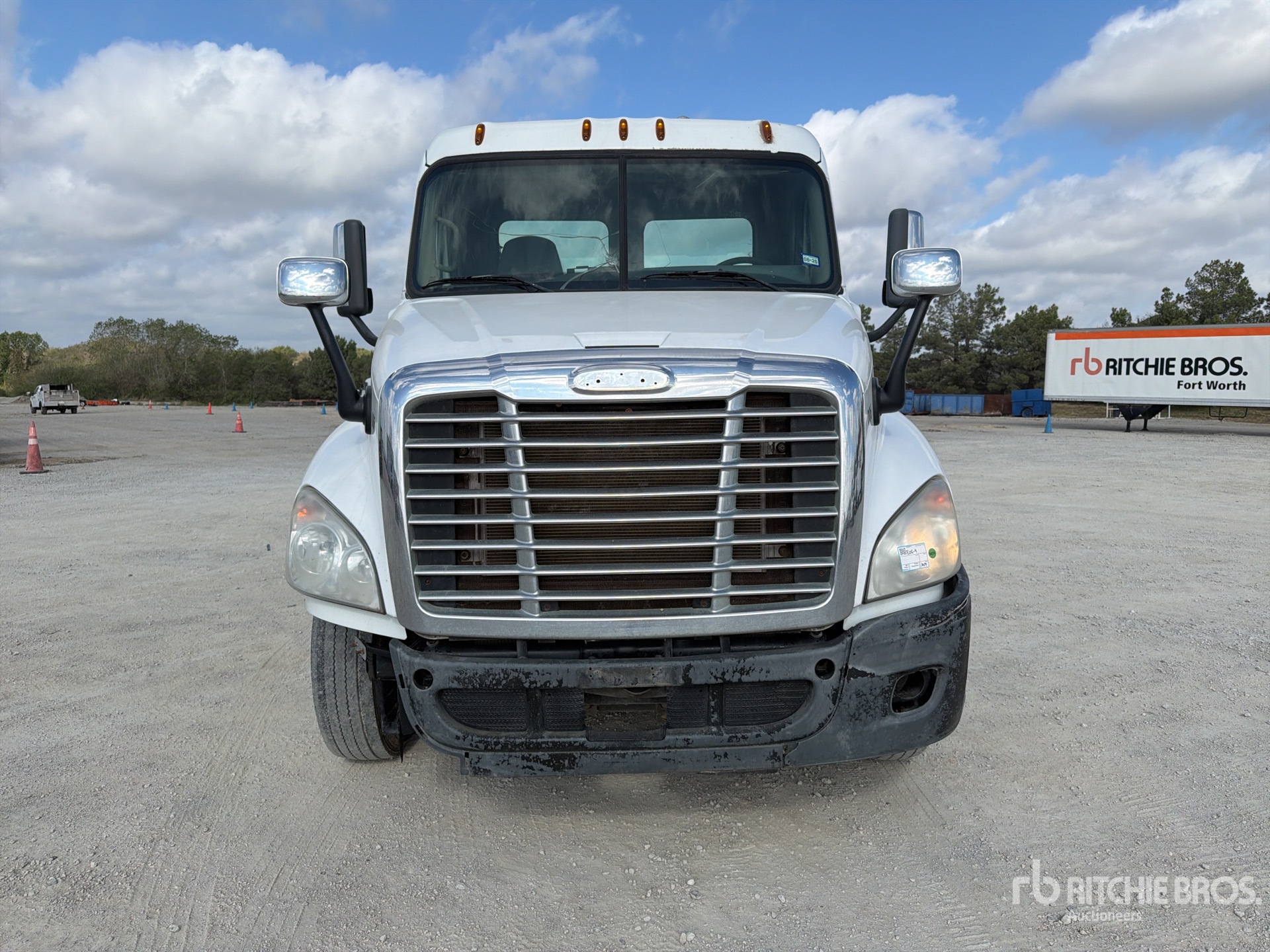 2016 Freightliner CASCADIA 125