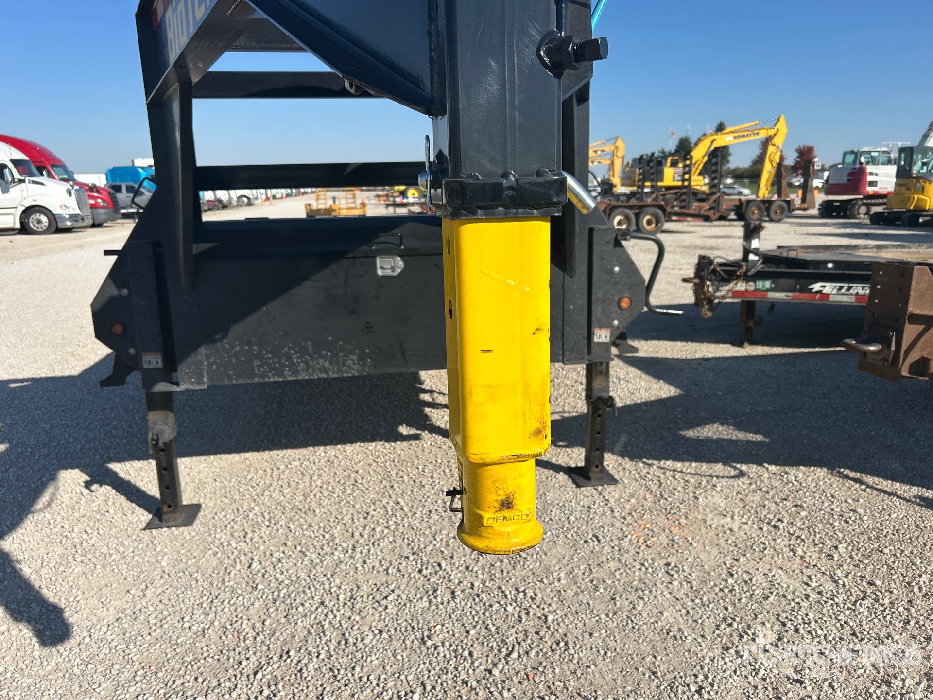 2026 Big Tex 16GN-35D5A-MRBK