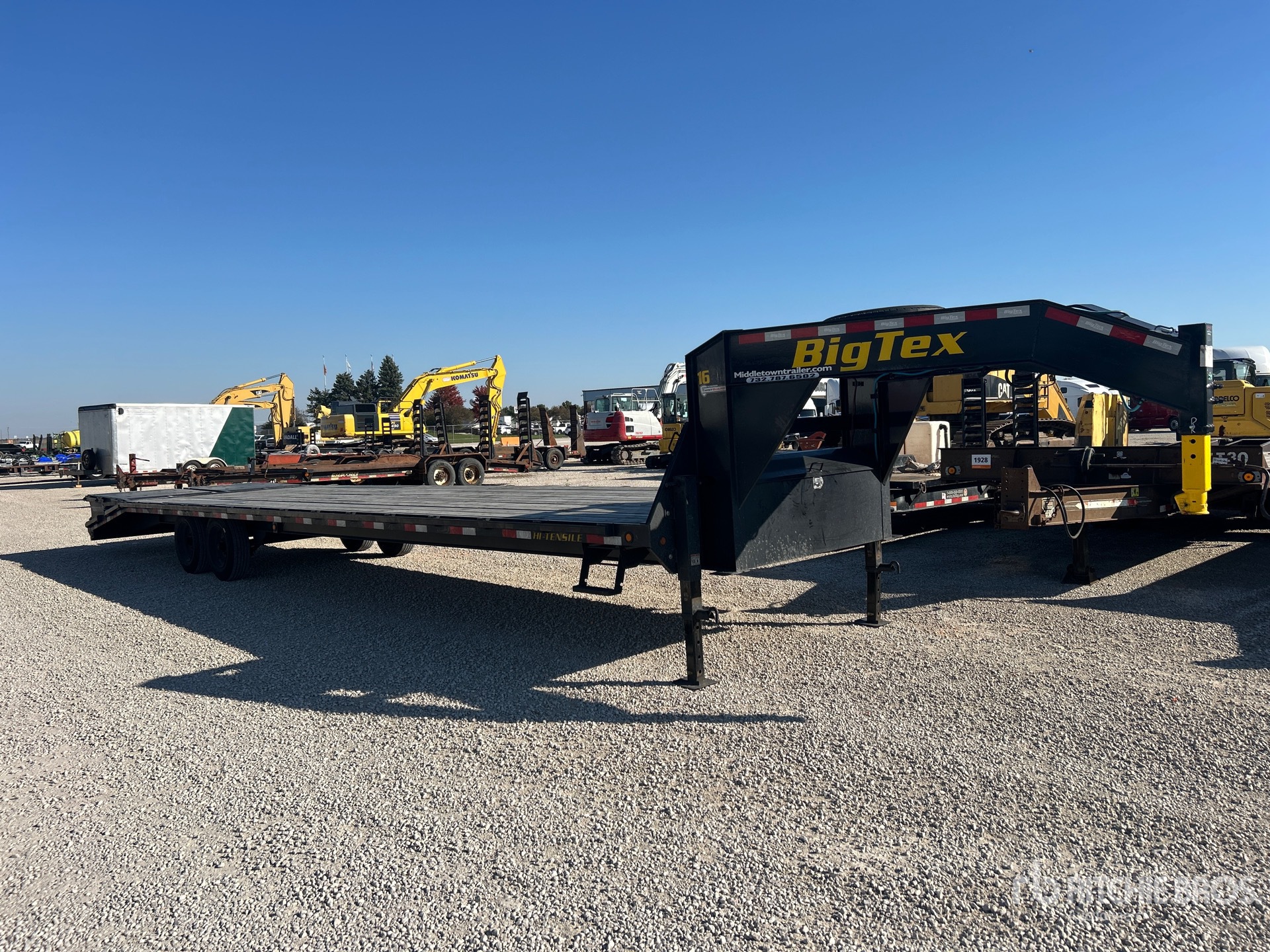 2026 Big Tex 16GN-35D5A-MRBK
