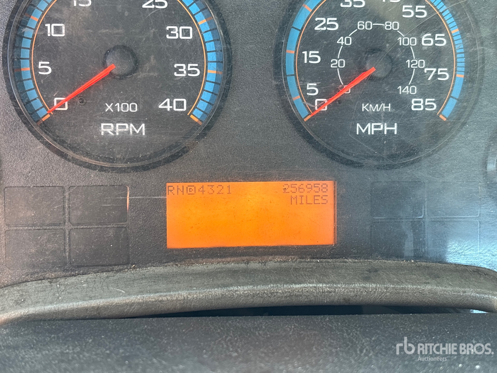 2013 International 4400