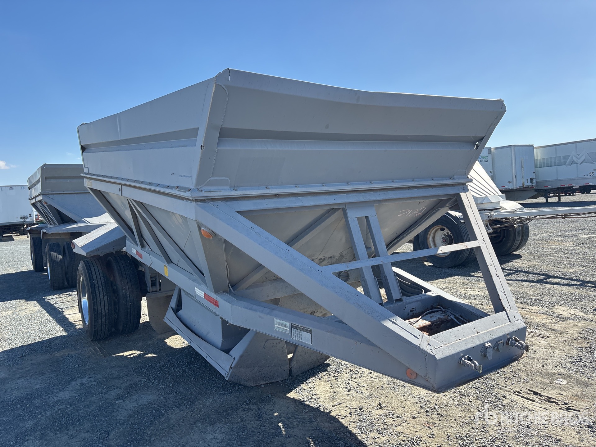 1992 Fruehauf 18 FT S/A