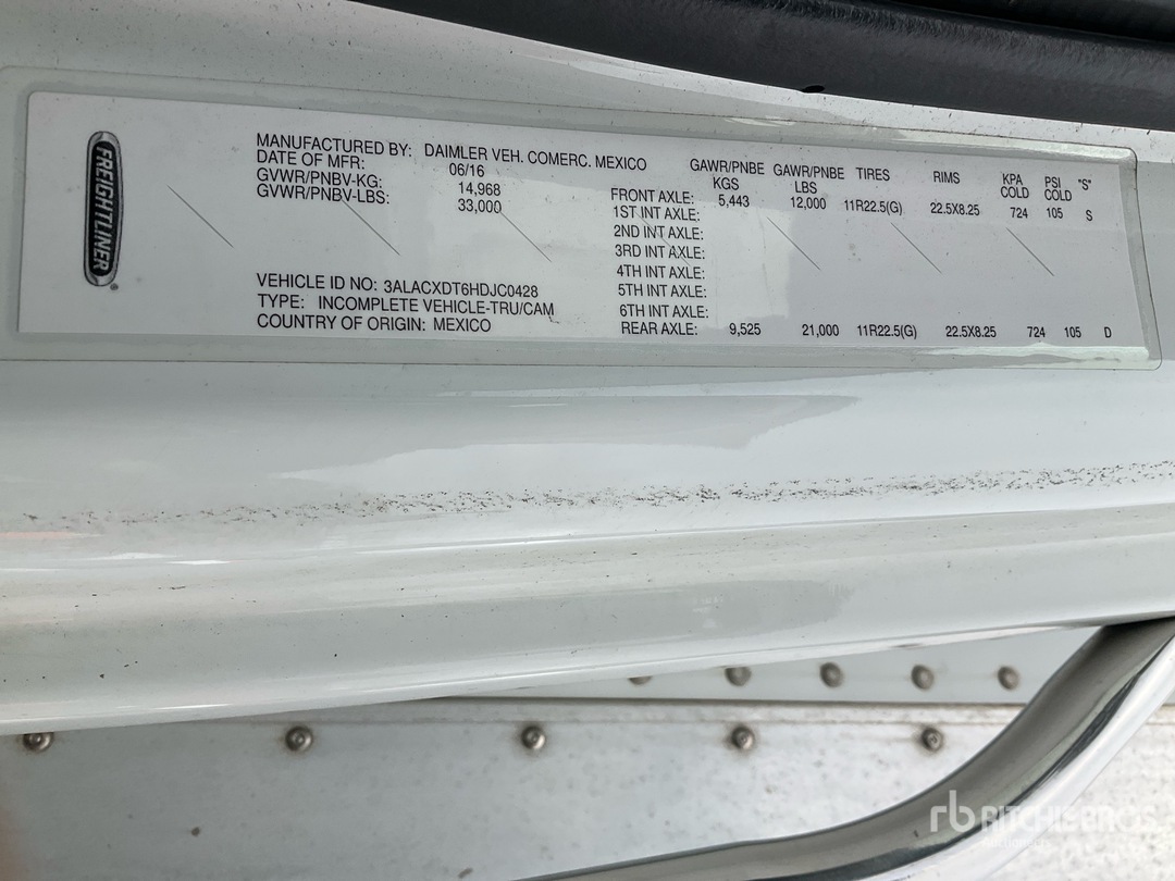 2017 Freightliner M2 106