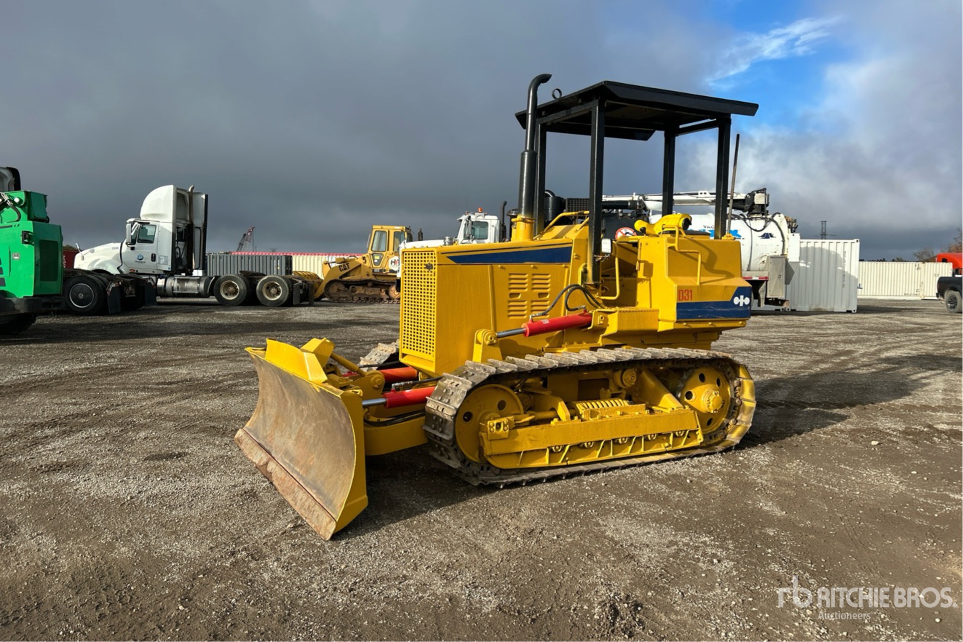 Komatsu D31-16