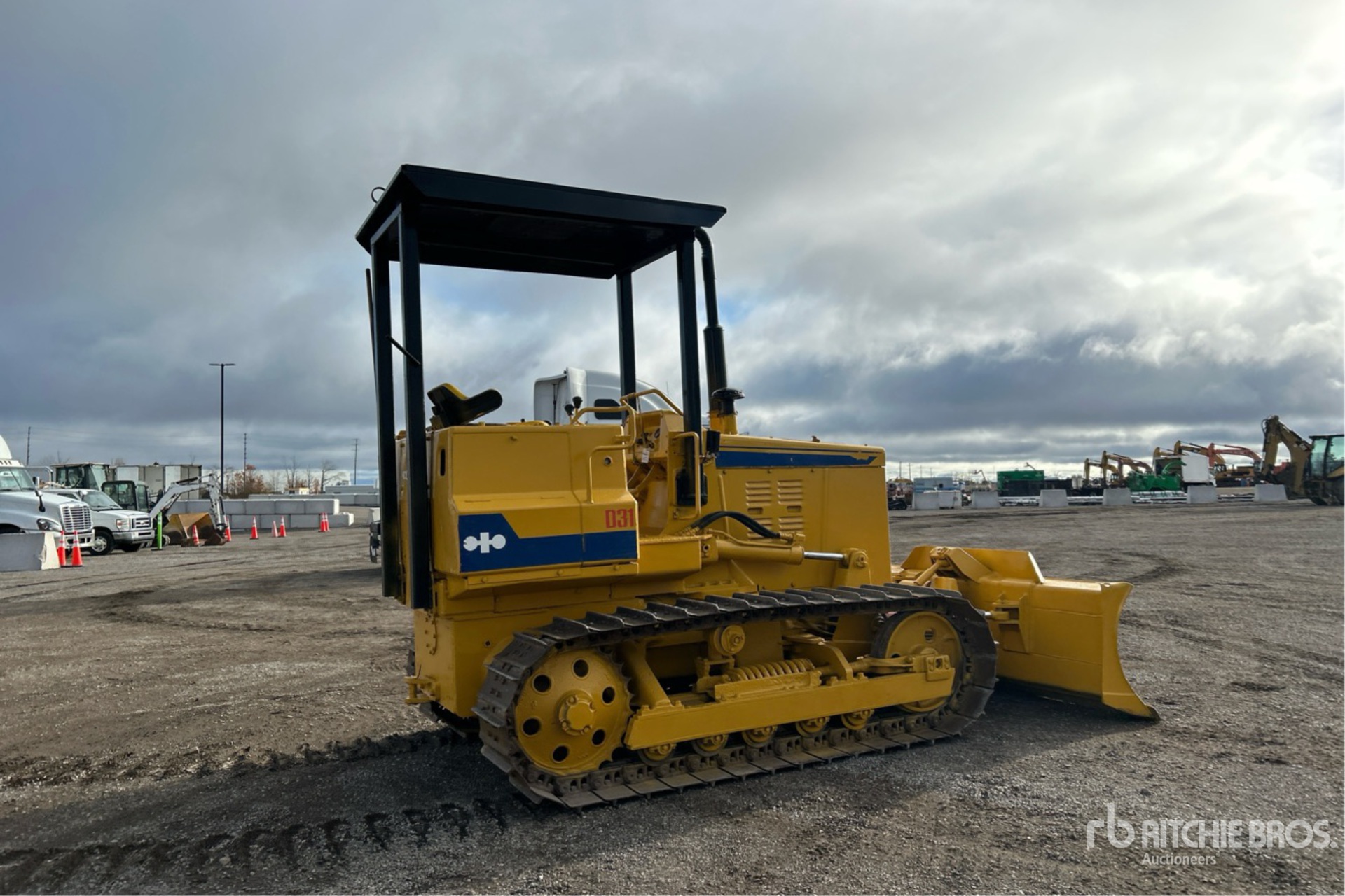 Komatsu D31-16