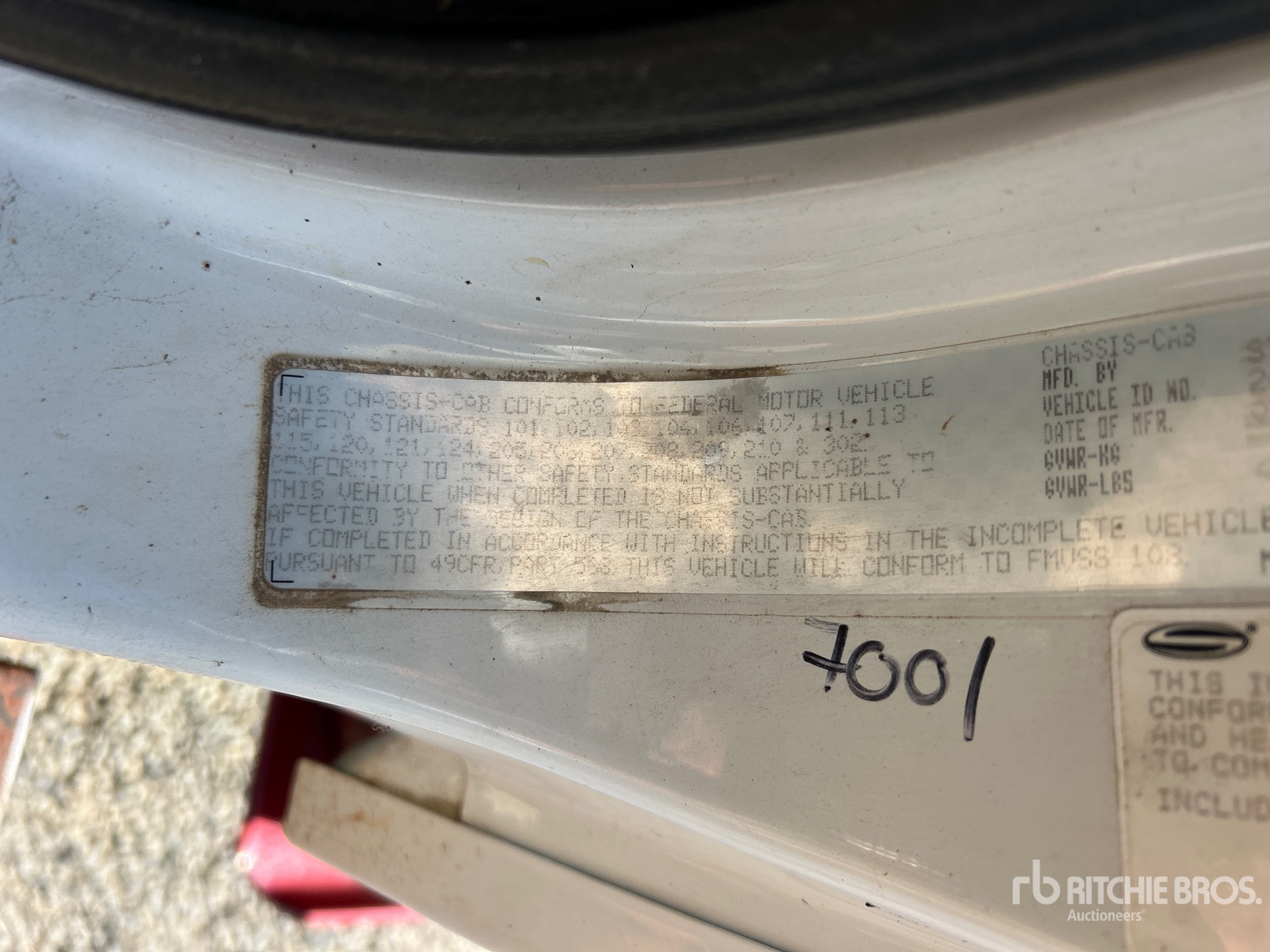 2000 Sterling L7500