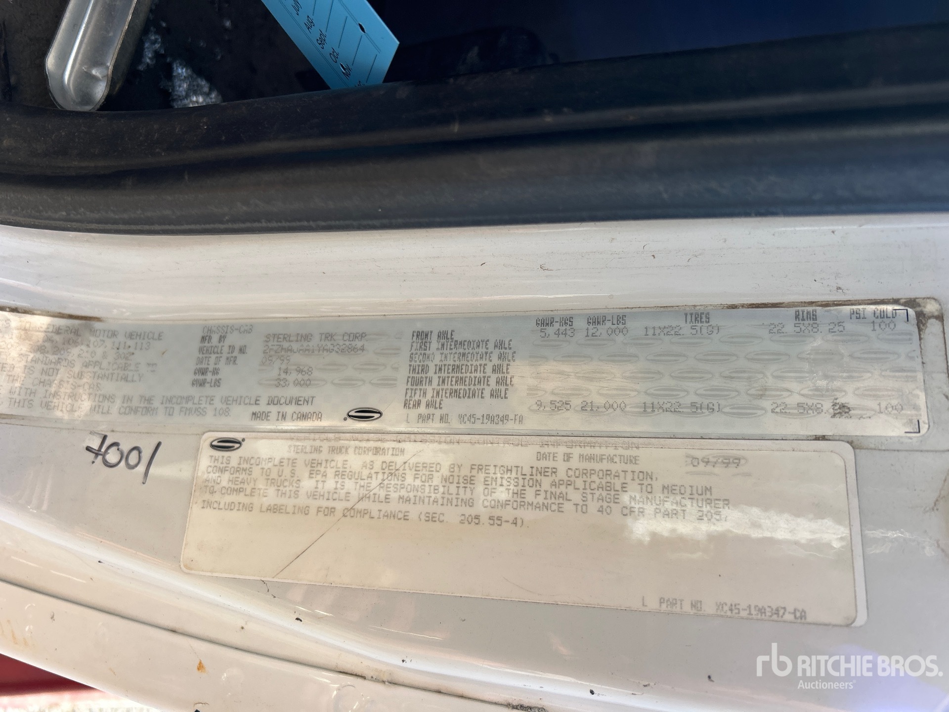 2000 Sterling L7500