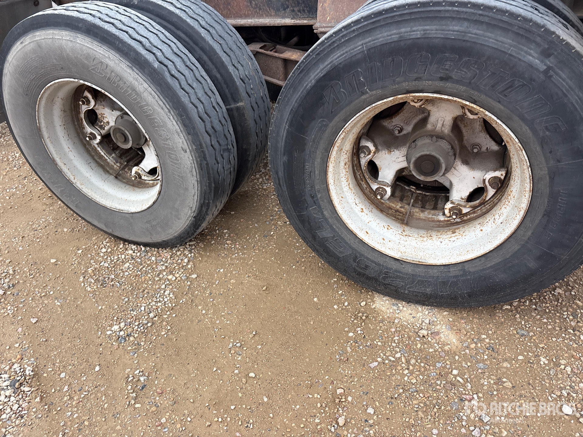 1987 Galbreath T/A (INOPERABLE)