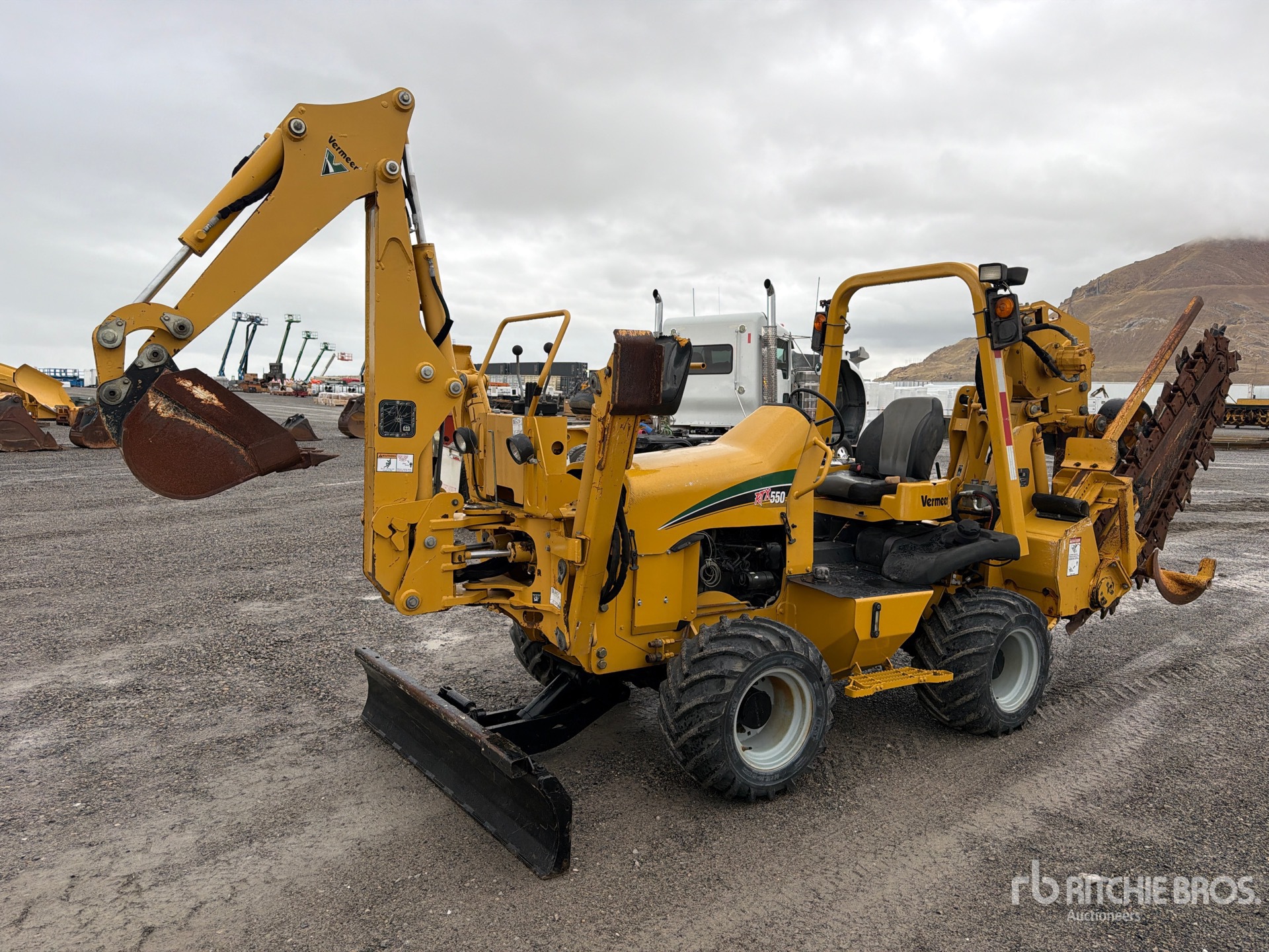 Photo of 2014 Vermeer RTX550
