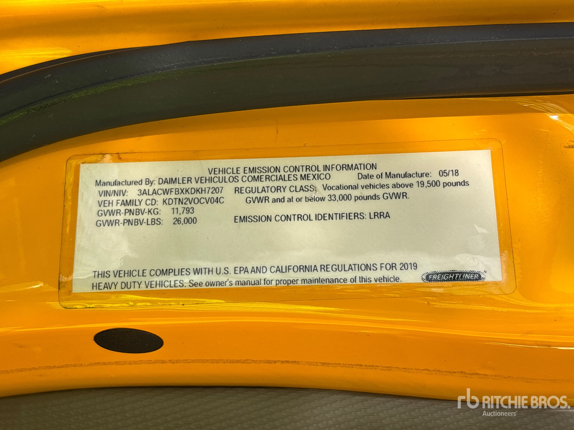 2019 Freightliner M2 106