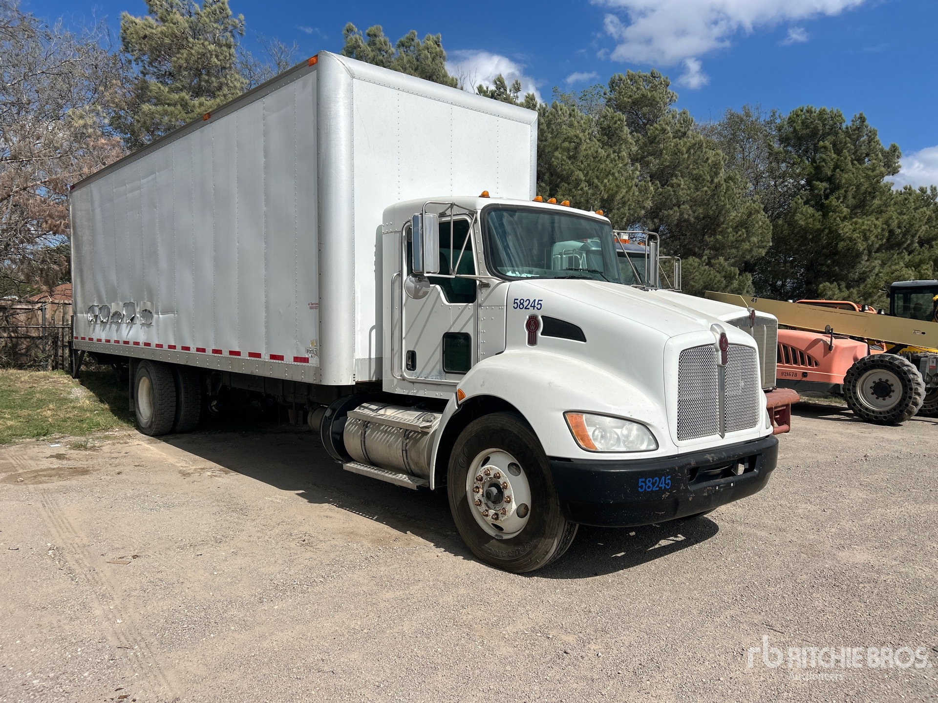 2013 Kenworth T370