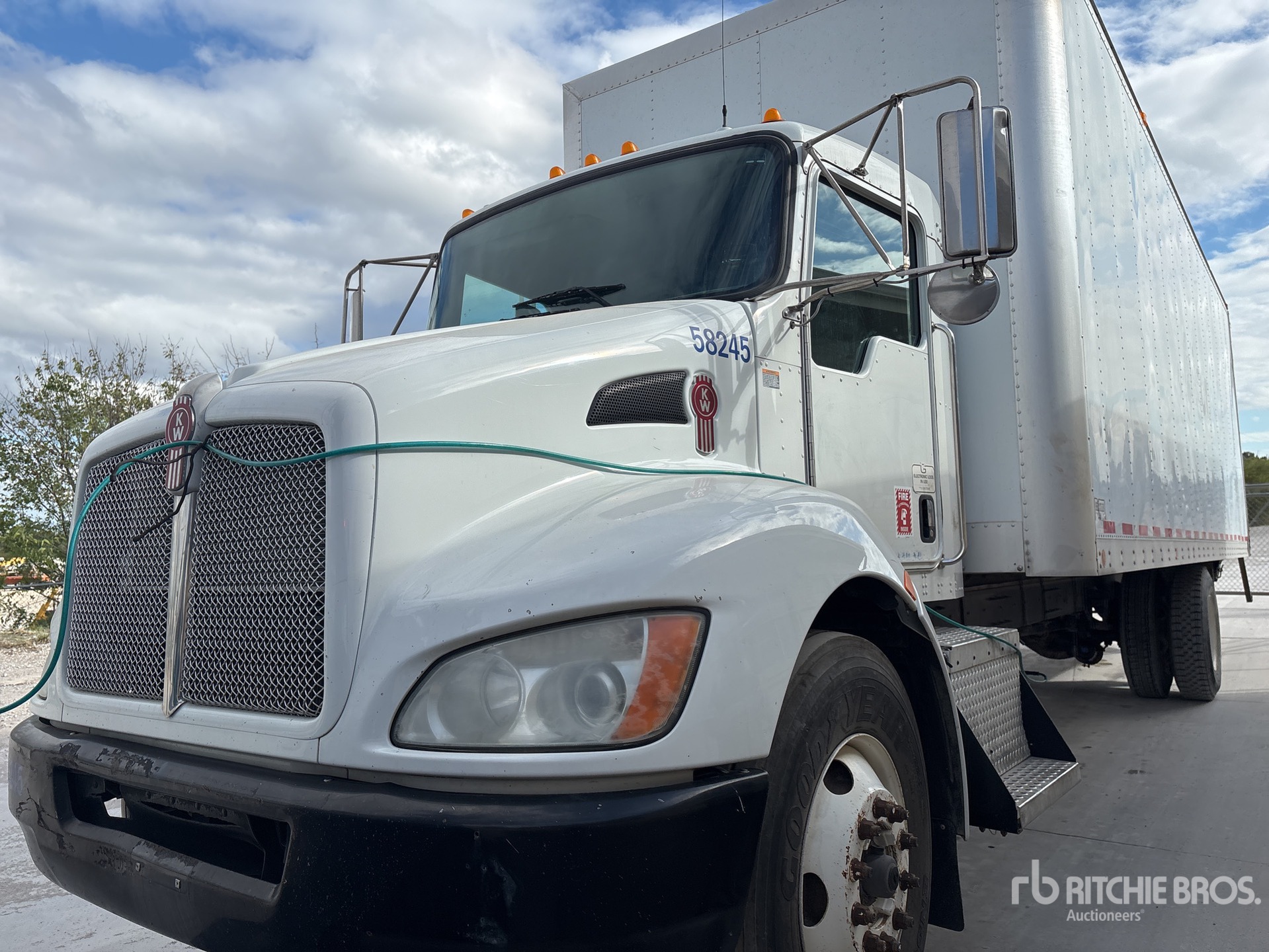 2013 Kenworth T370