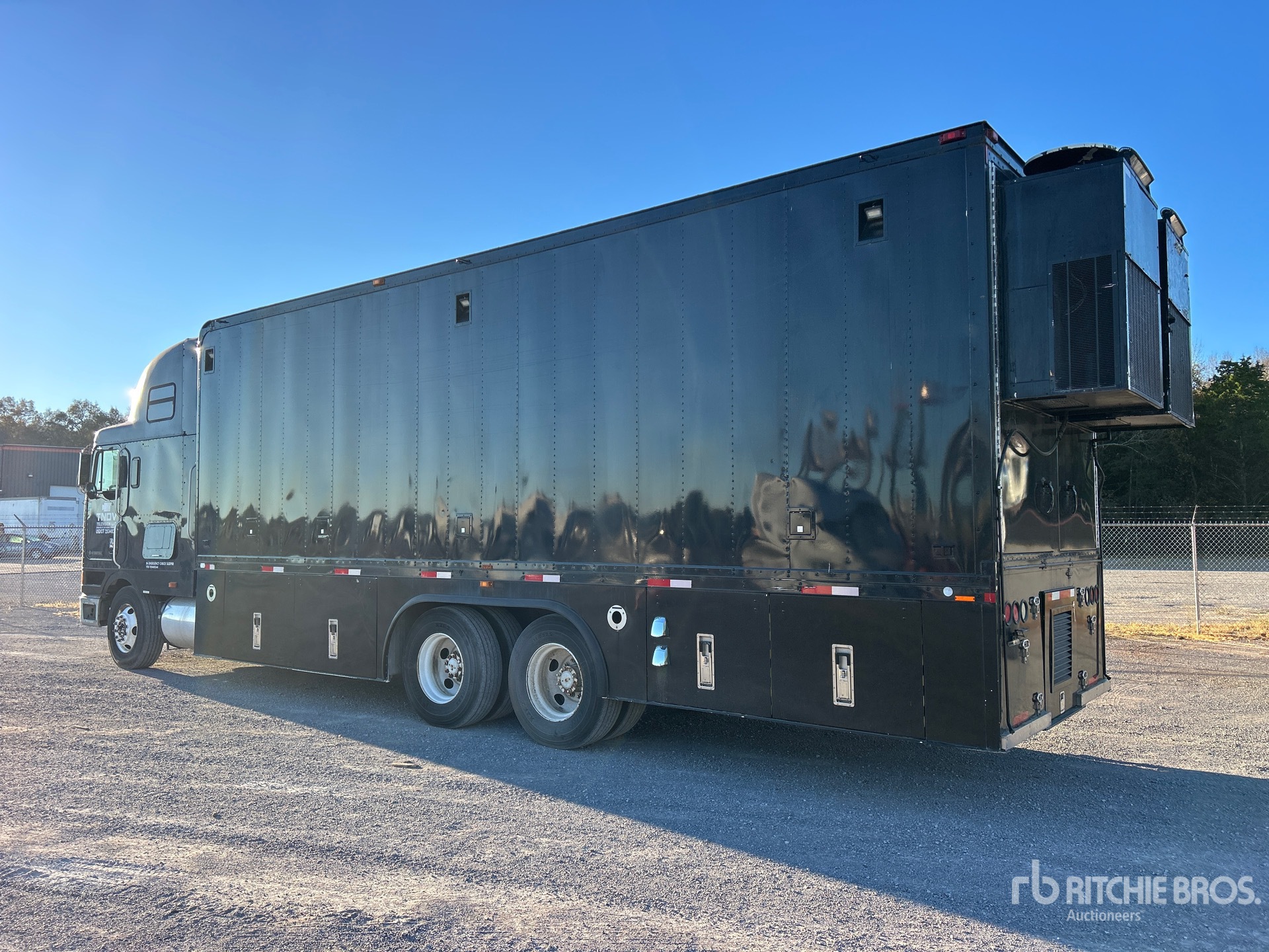 1997 International 9800