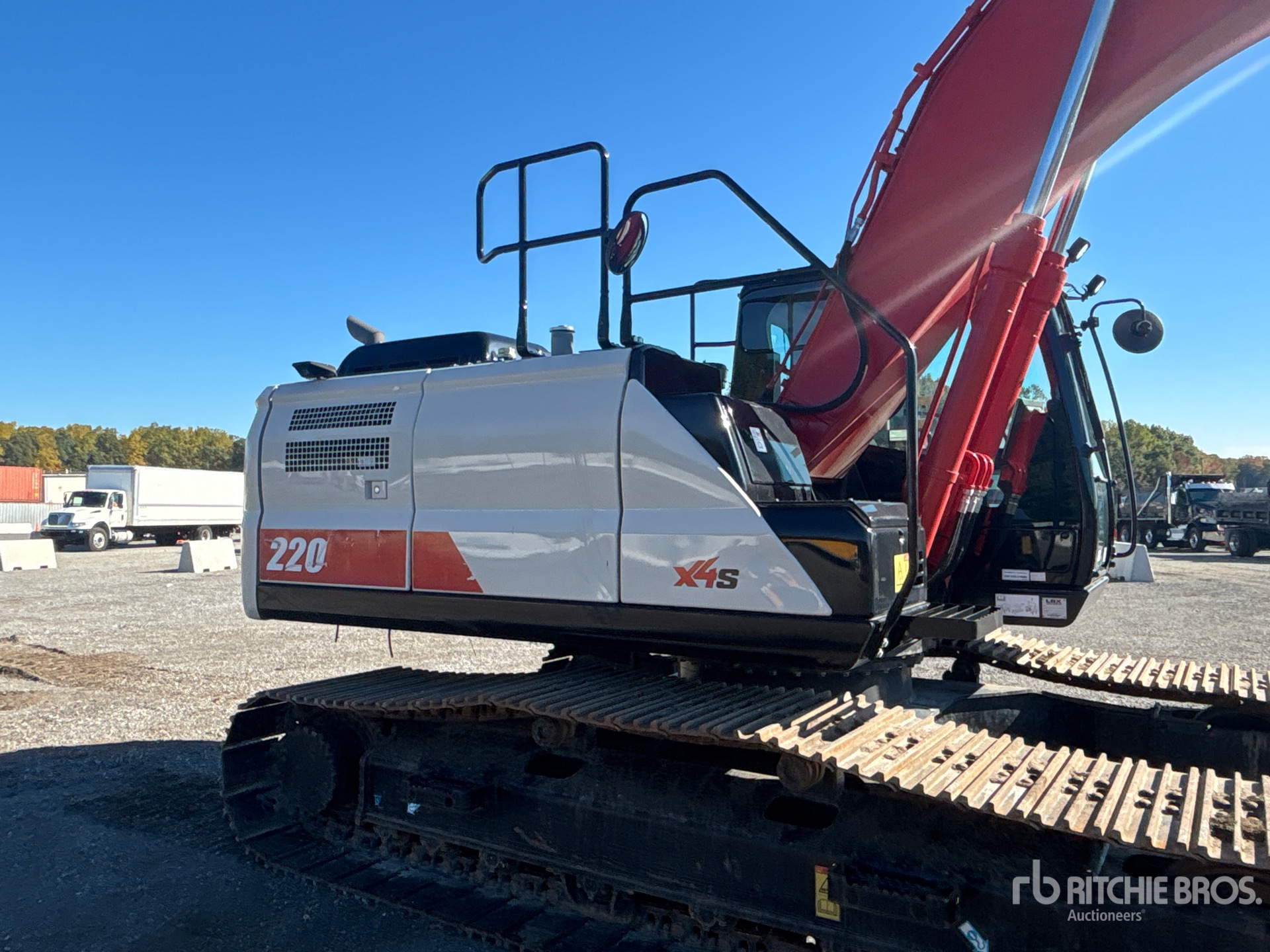 2024 Link-Belt 220 X4S