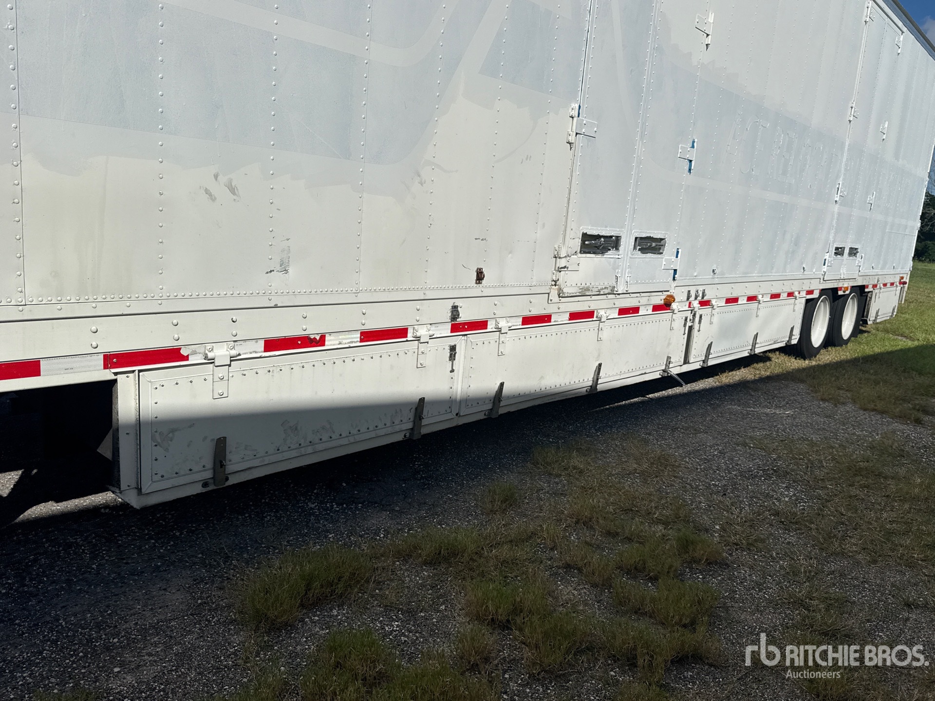 2005 Kentucky 53 FT X 102 IN T/A