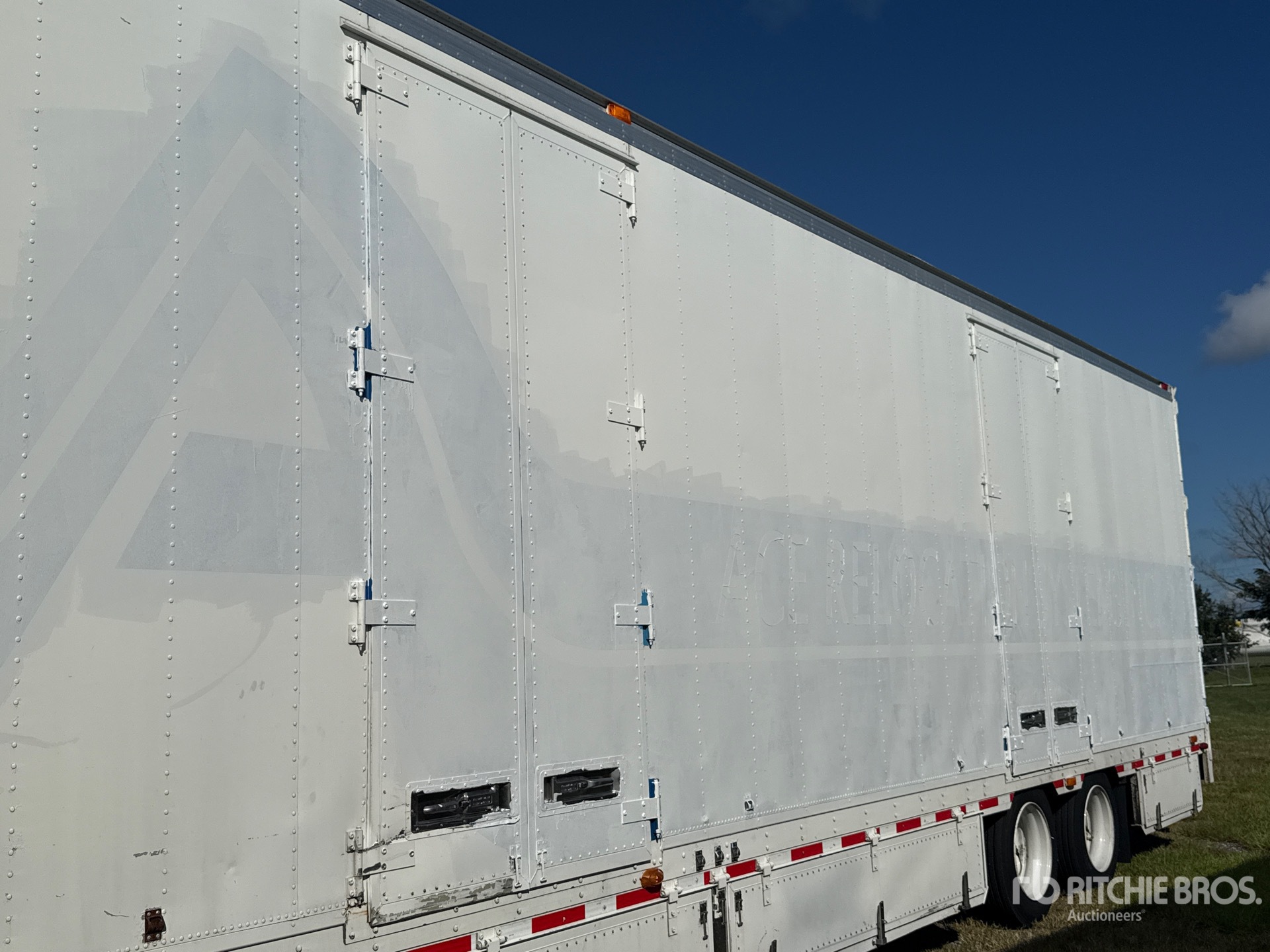 2005 Kentucky 53 FT X 102 IN T/A
