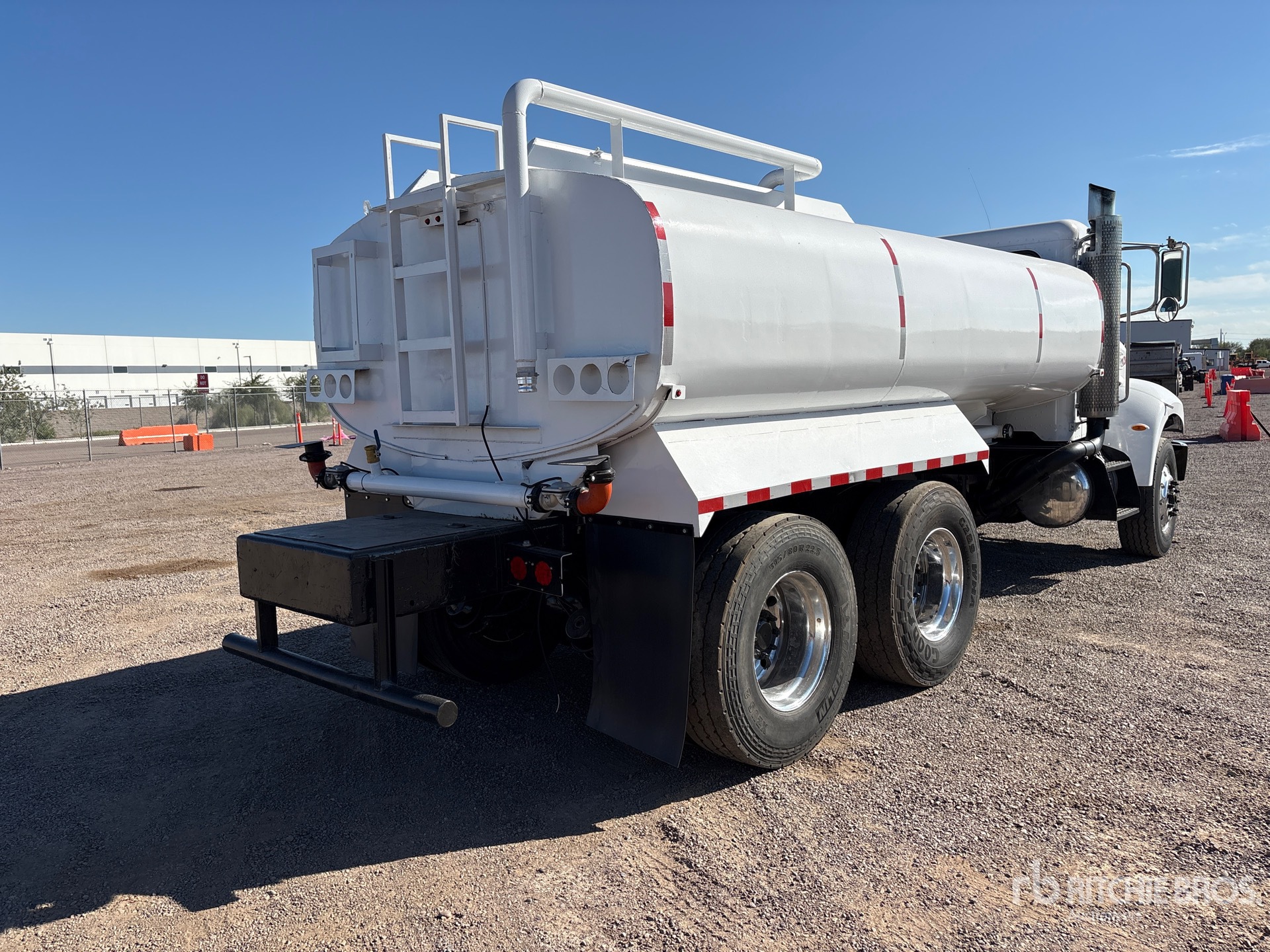 2009 Peterbilt 340
