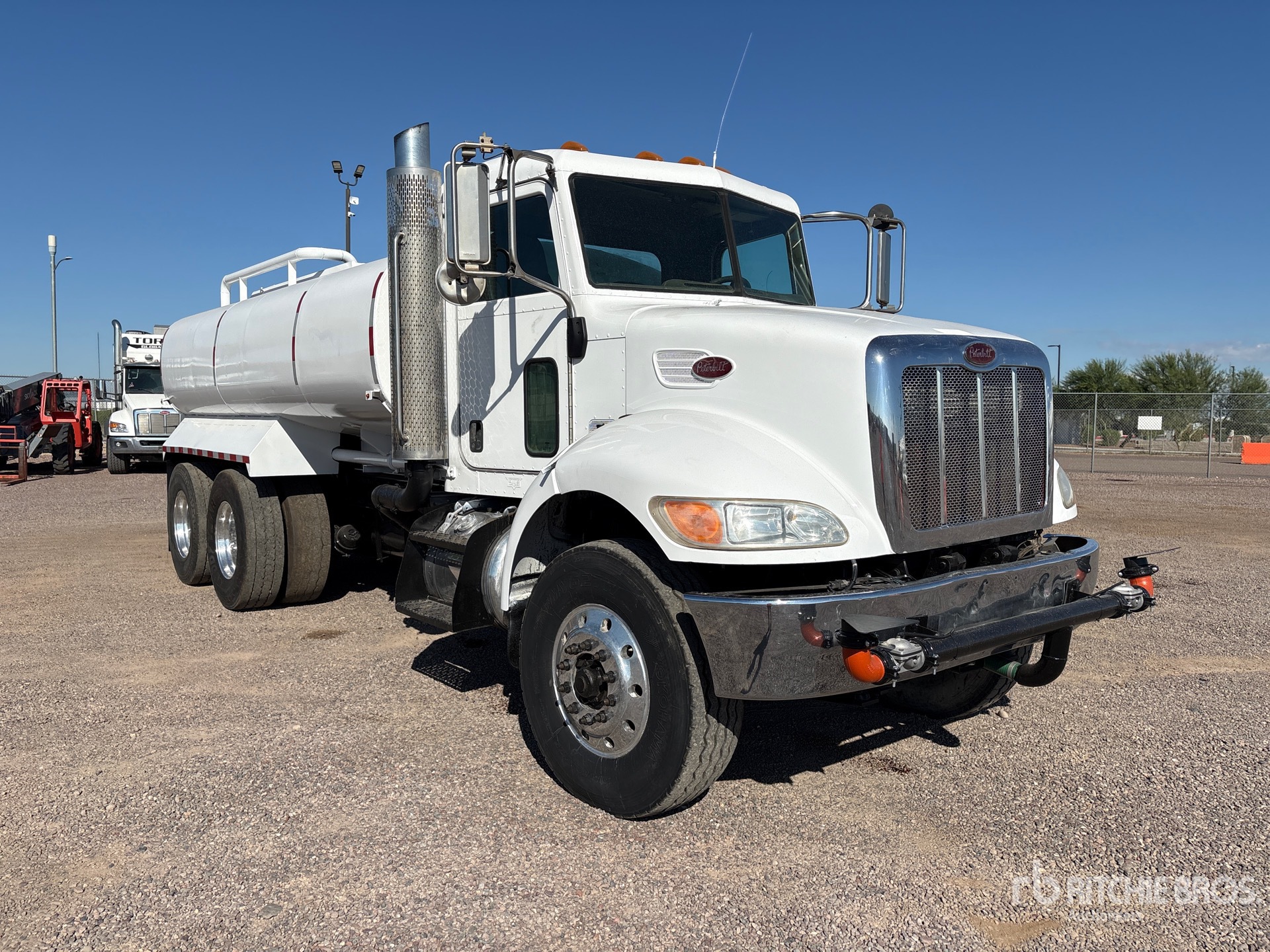 2009 Peterbilt 340
