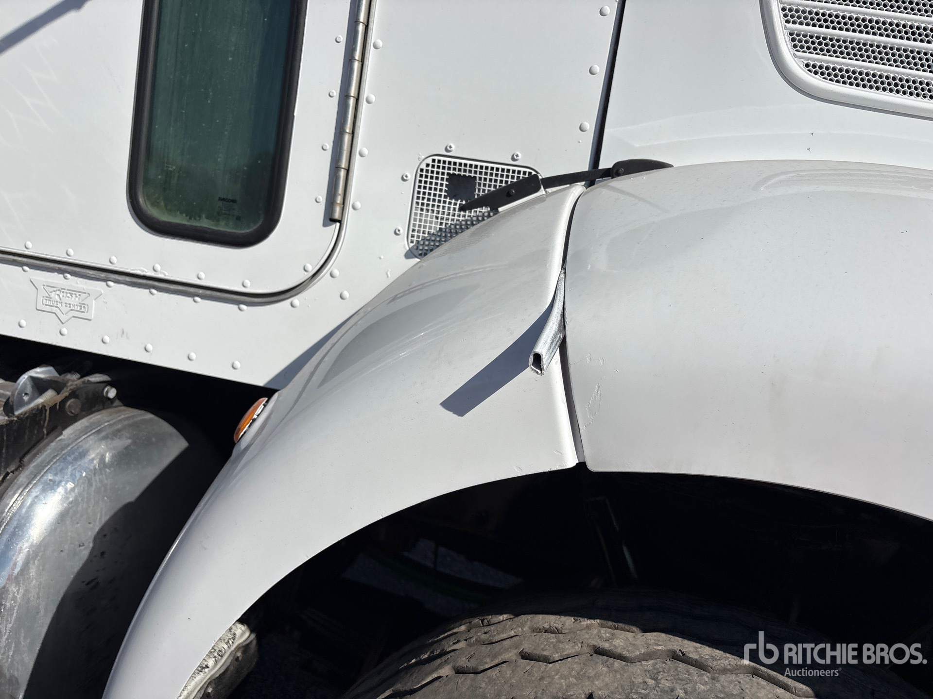 2009 Peterbilt 340