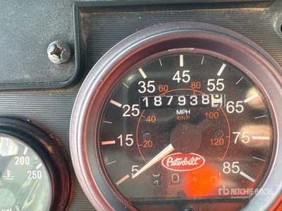 Aspect général with Compteur horaire / compteur kilométrique
